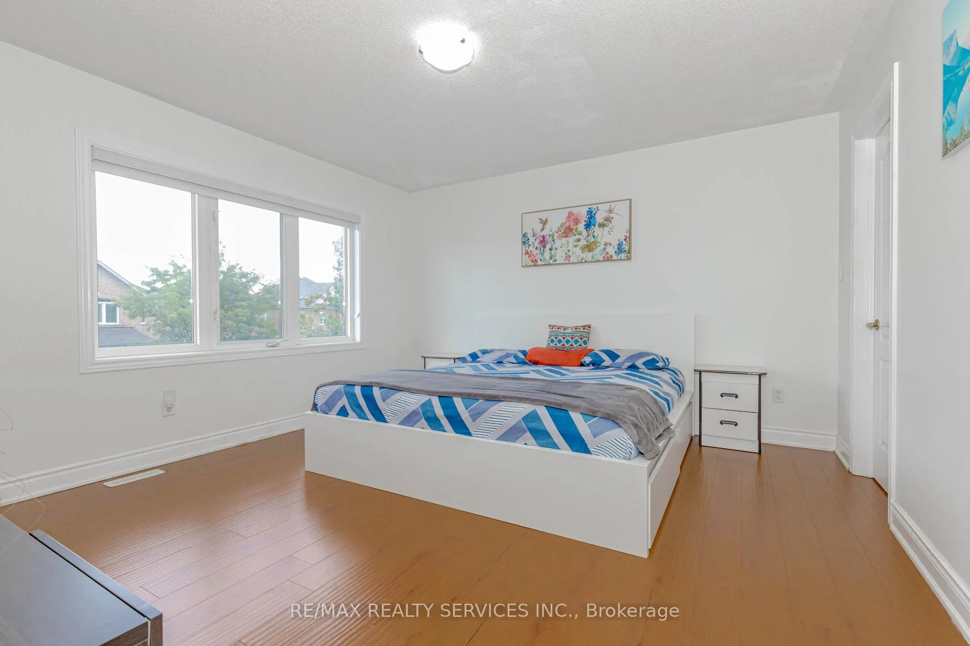 Photo 35 of 10 Cedarsprings Way, Brampton, Sandringham-Wellington — HOMEH