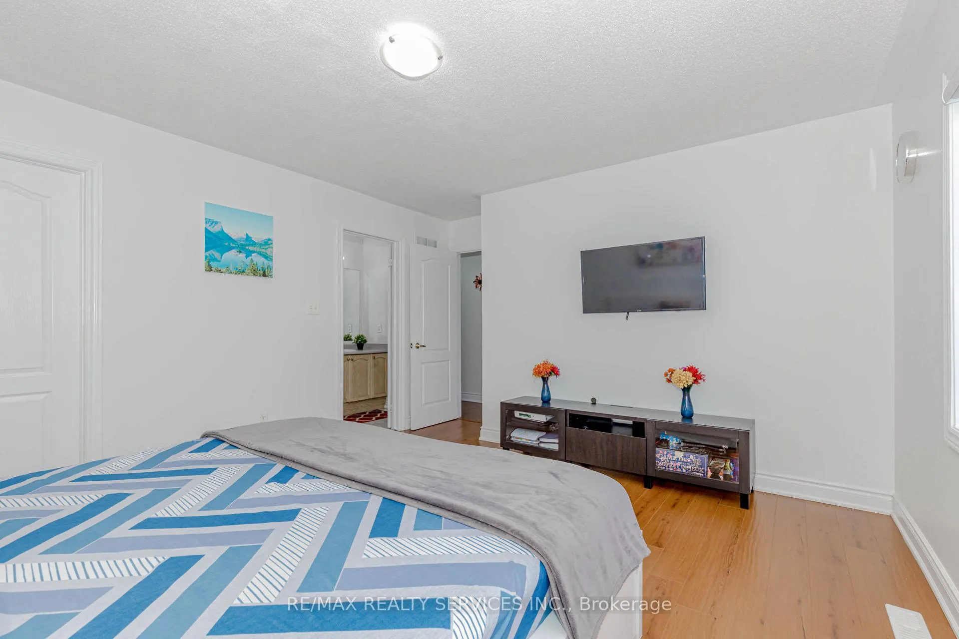 Photo 37 of 10 Cedarsprings Way, Brampton, Sandringham-Wellington — HOMEH