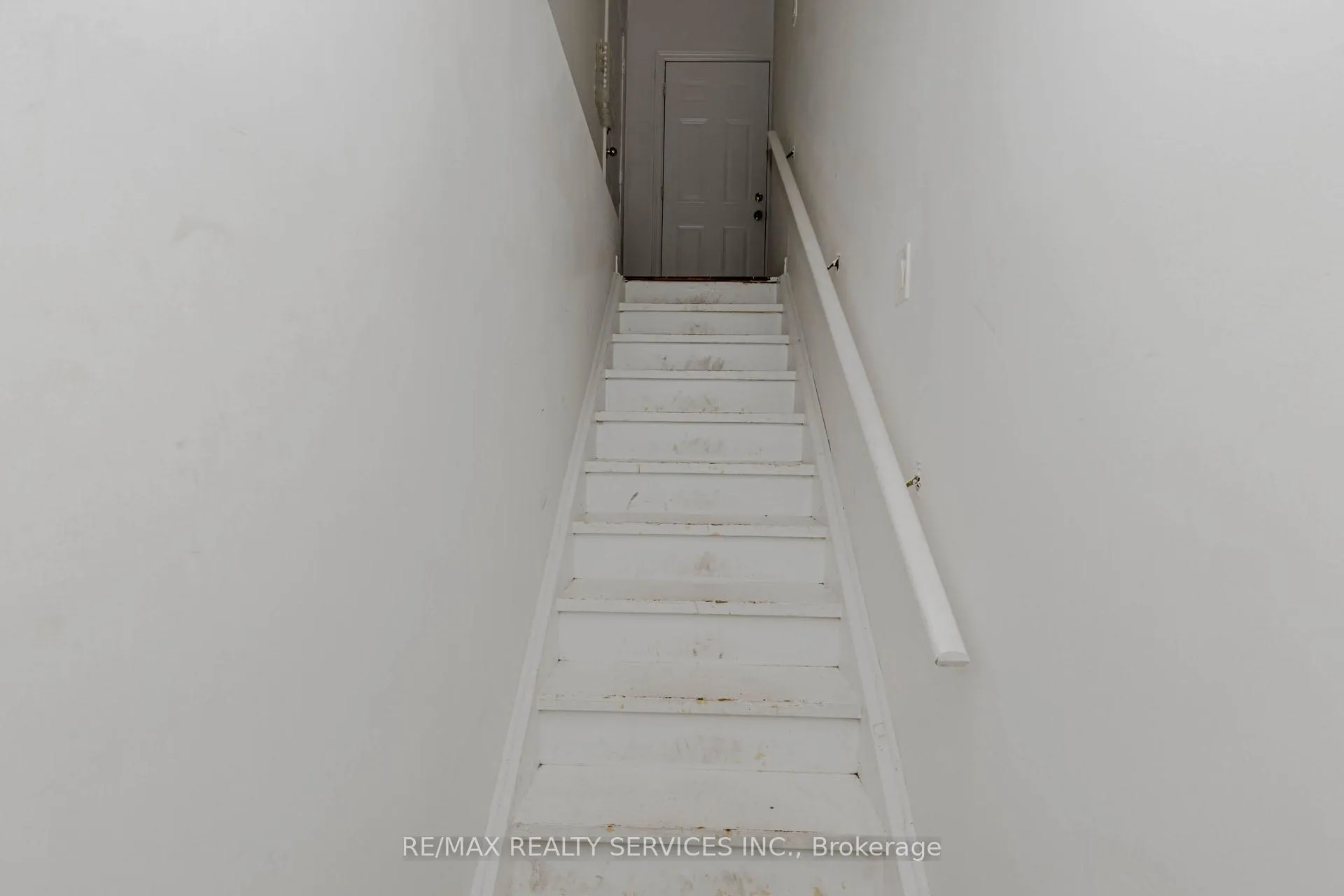 Photo 42 of 10 Cedarsprings Way, Brampton, Sandringham-Wellington — HOMEH
