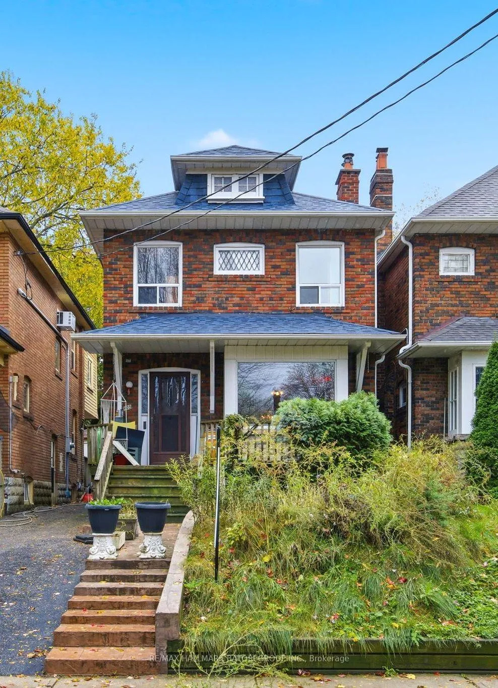 Front of 405 St Clements Avenue