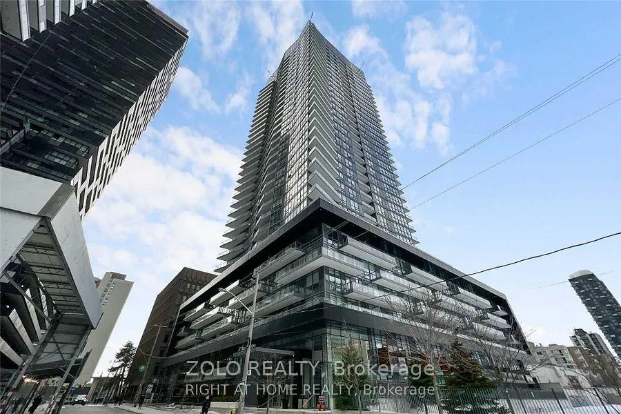 Front of Unit 1204, 30 Roehampton Avenue S
