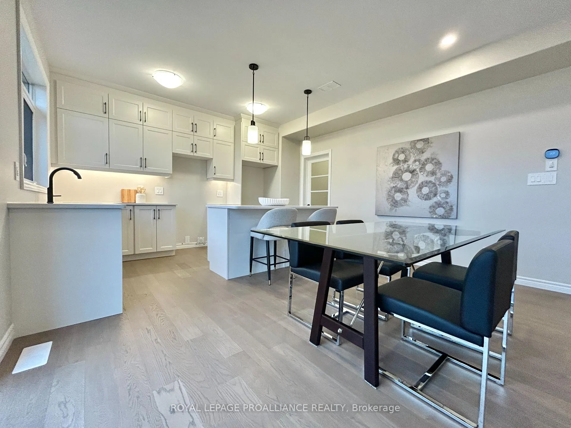 Photo 8 of 16 Peace River Street, Belleville, Thurlow Ward — HOMEH