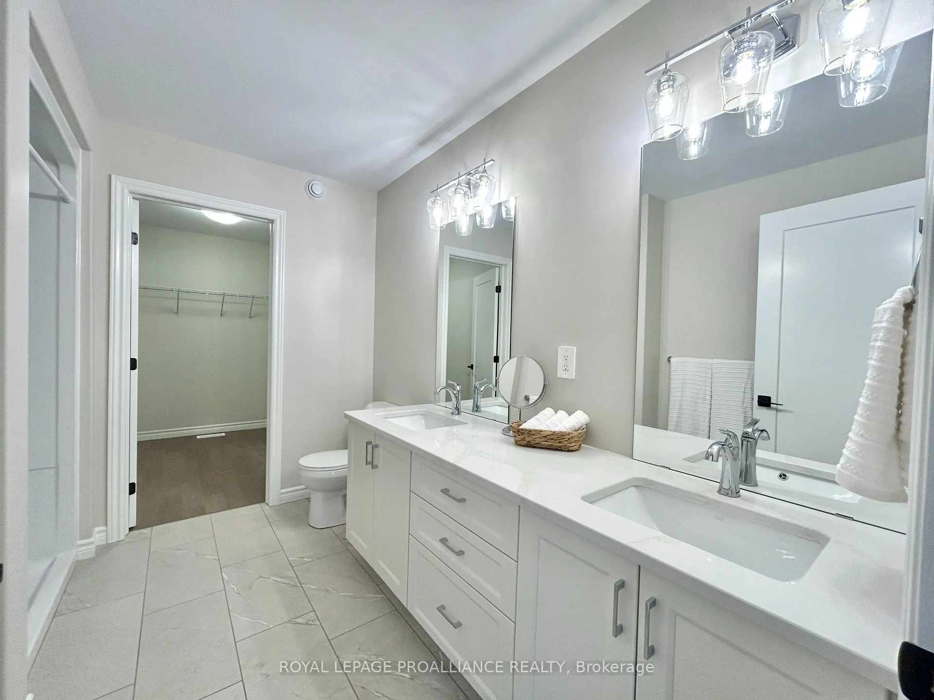 Photo 15 of 16 Peace River Street, Belleville, Thurlow Ward — HOMEH