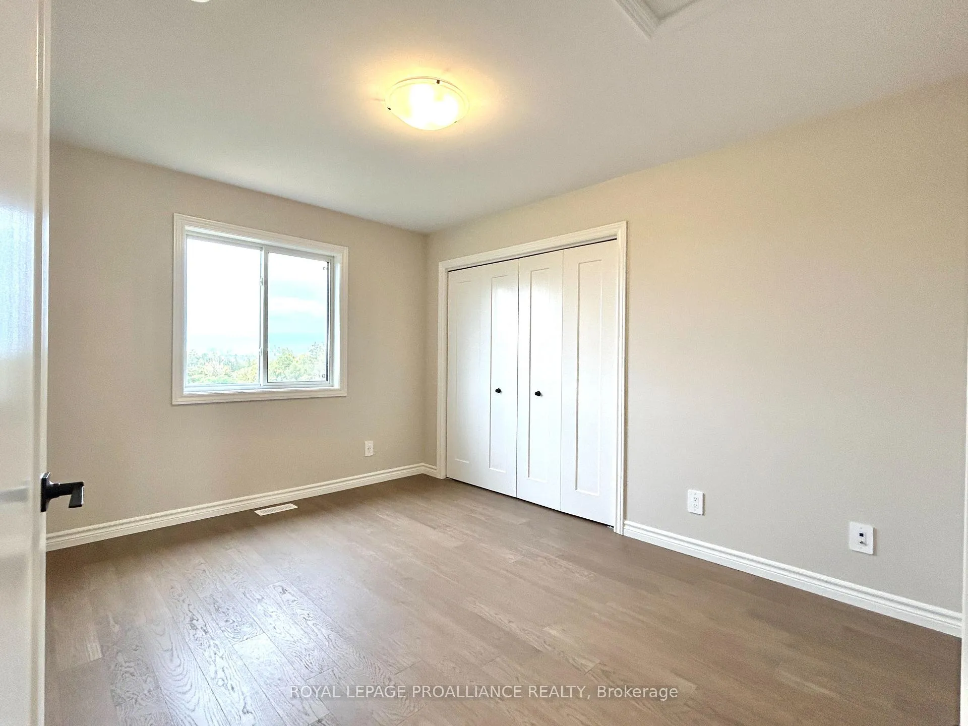 Photo 18 of 16 Peace River Street, Belleville, Thurlow Ward — HOMEH