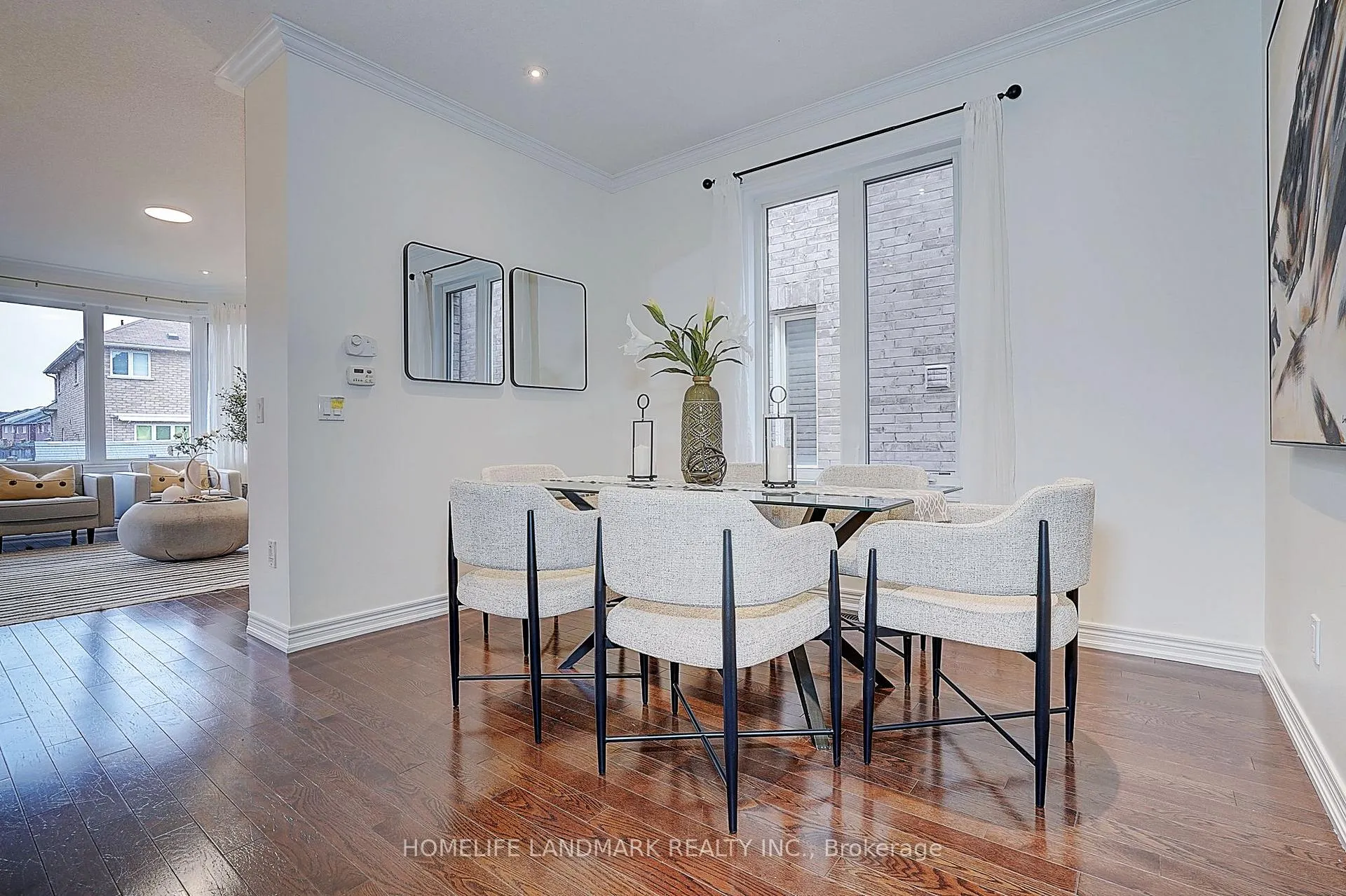 Photo 4 of 16 beacon point Street, Markham, Wismer — HOMEH