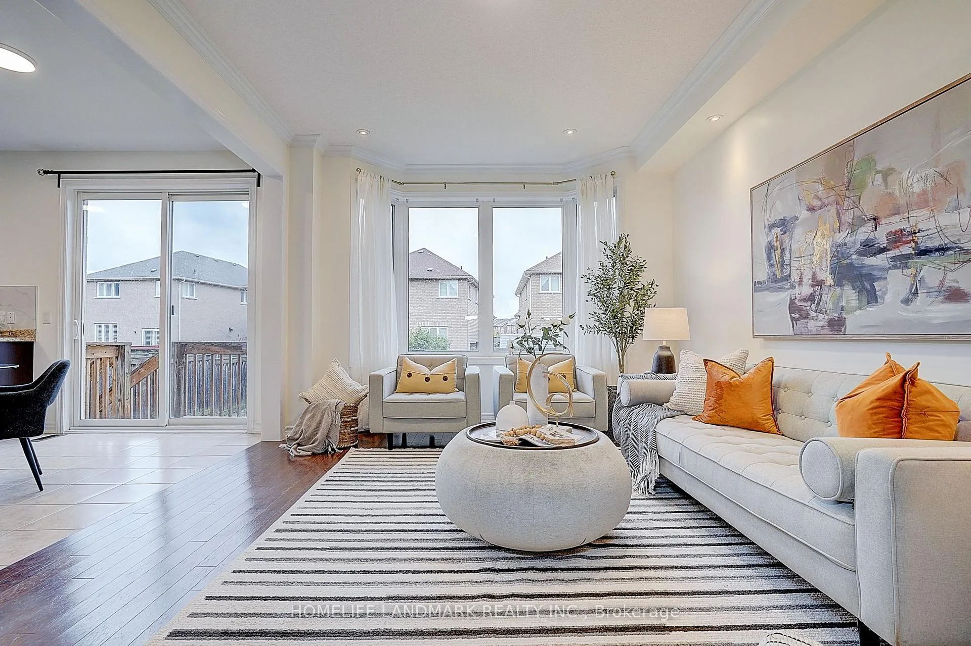 Photo 8 of 16 beacon point Street, Markham, Wismer — HOMEH