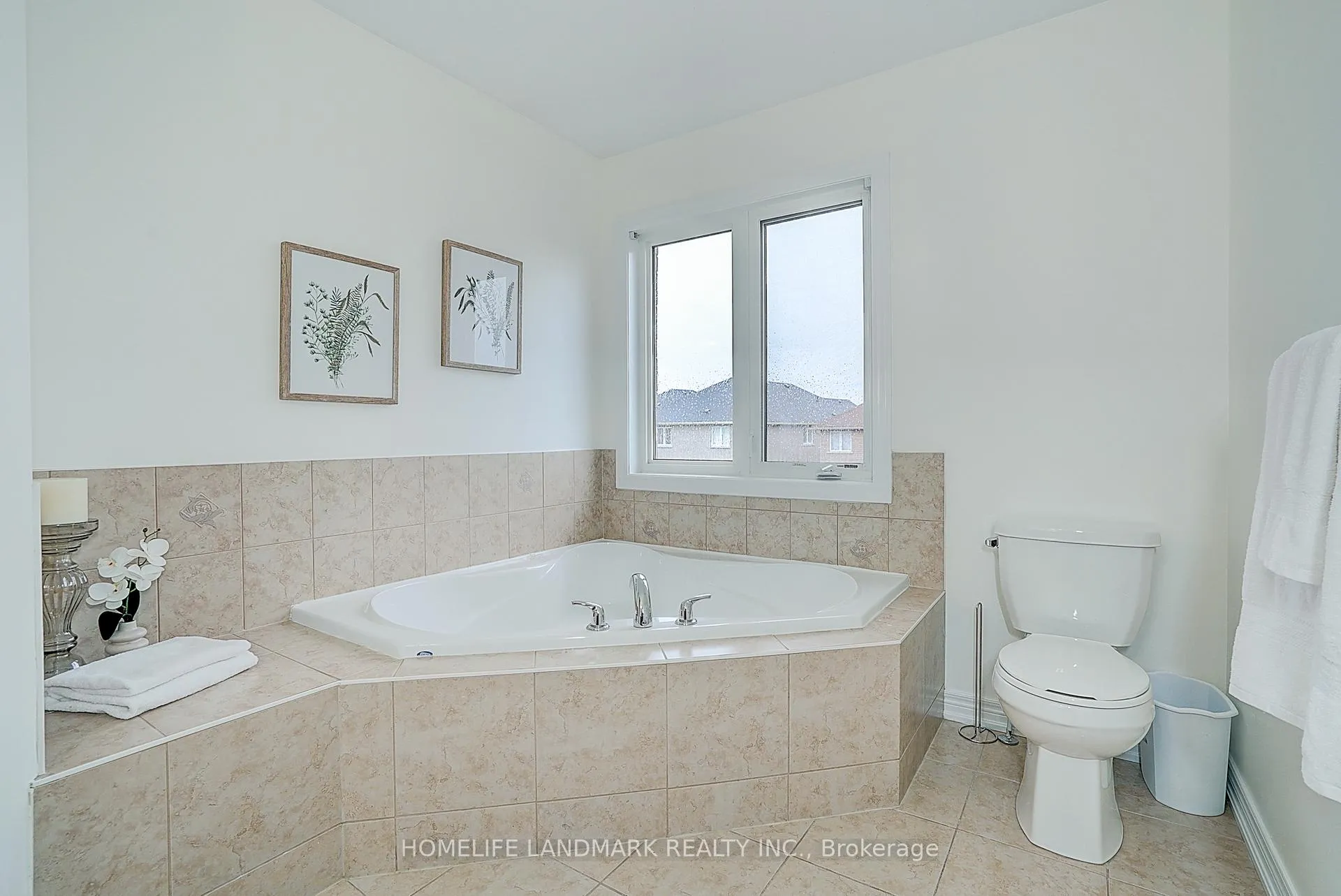 Photo 21 of 16 beacon point Street, Markham, Wismer — HOMEH
