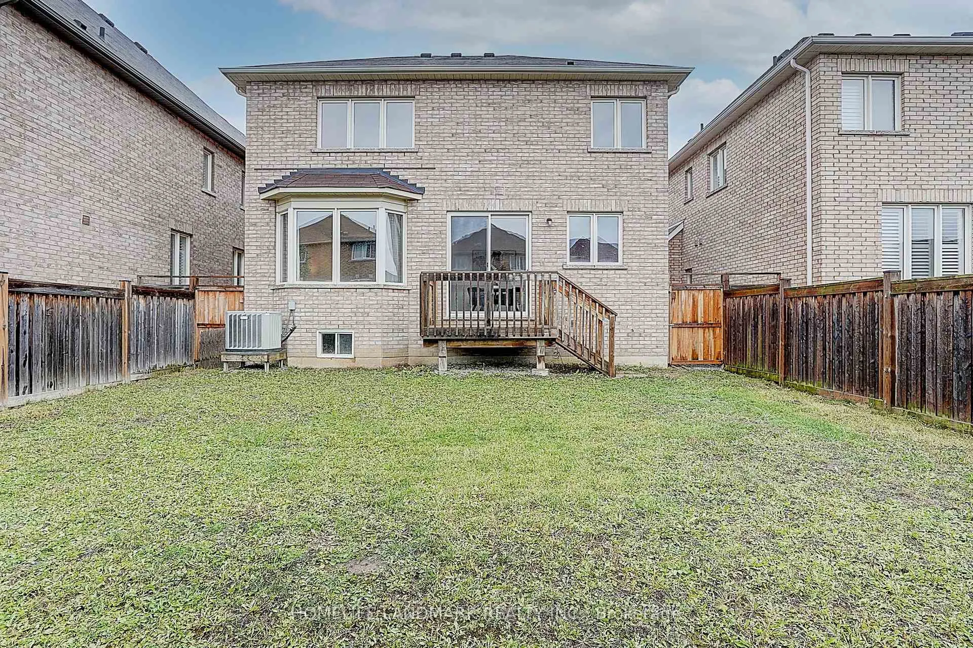 Photo 31 of 16 beacon point Street, Markham, Wismer — HOMEH