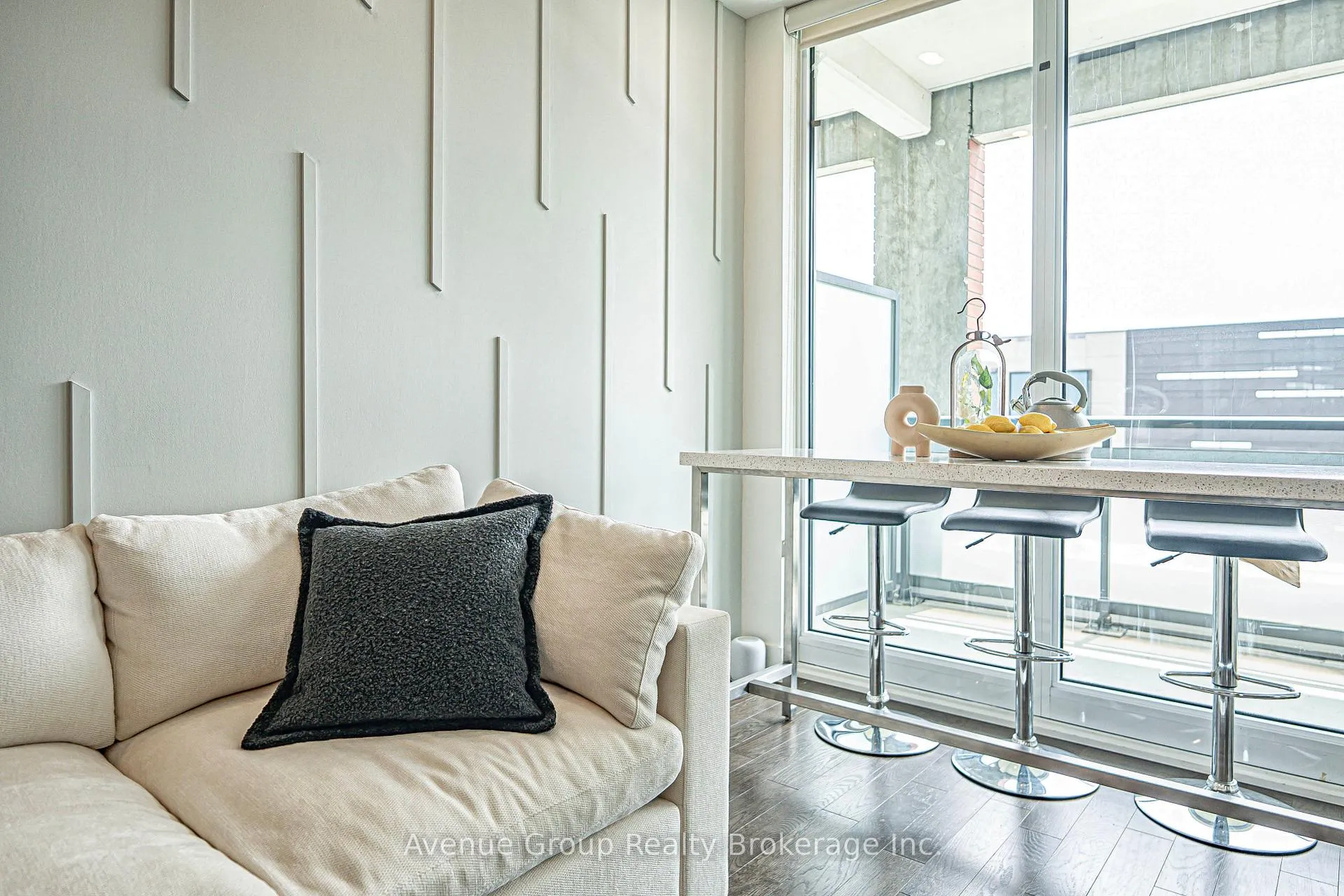 Photo 8 of Unit 415, 180 Enterprise Boulevard, Markham, Unionville — HOMEH