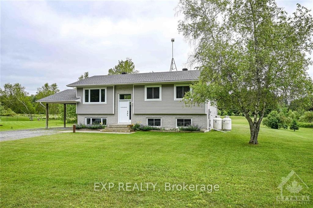 Photo 1 of 618 Latimer Road, Edwardsburgh/Cardinal, Edwardsburgh/Cardinal Twp — HOMEH
