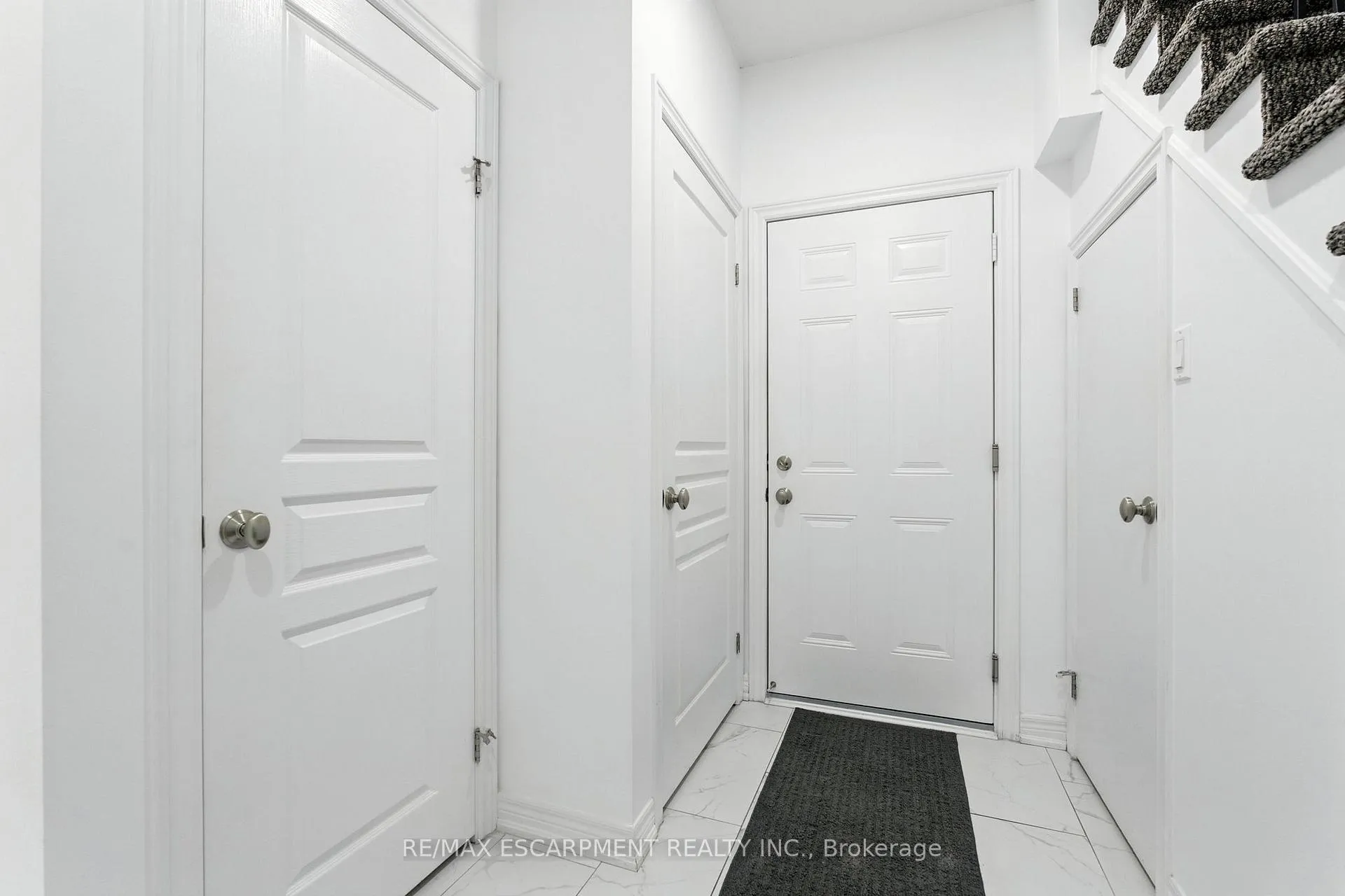Photo 8 of Unit 34, 337 Beach Boulevard, Hamilton, Hamilton Beach — HOMEH