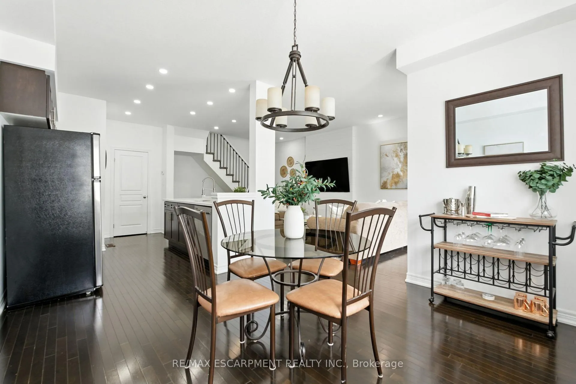 Photo 24 of Unit 34, 337 Beach Boulevard, Hamilton, Hamilton Beach — HOMEH