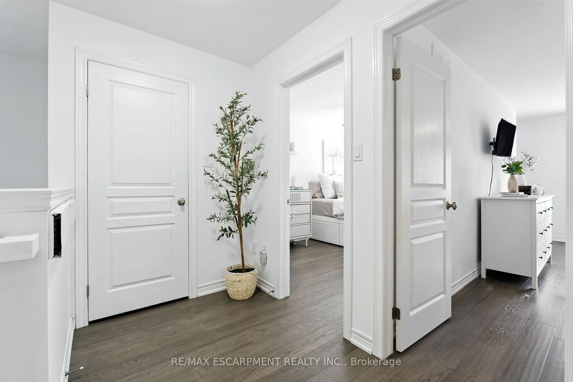 Photo 27 of Unit 34, 337 Beach Boulevard, Hamilton, Hamilton Beach — HOMEH