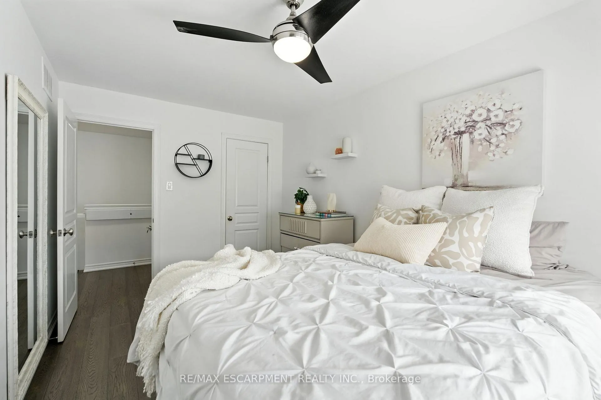 Photo 37 of Unit 34, 337 Beach Boulevard, Hamilton, Hamilton Beach — HOMEH