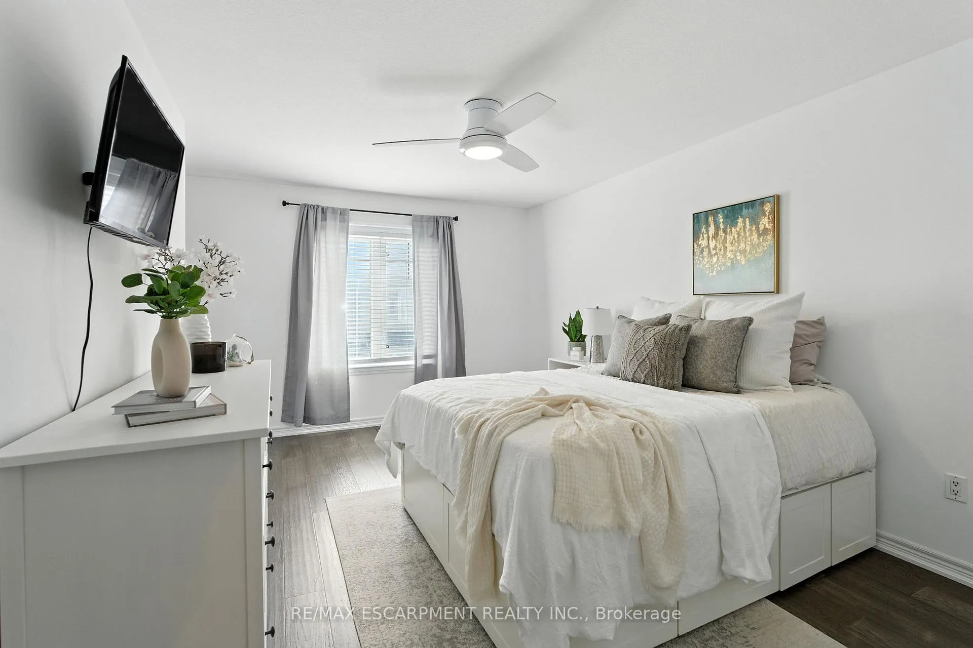 Photo 39 of Unit 34, 337 Beach Boulevard, Hamilton, Hamilton Beach — HOMEH