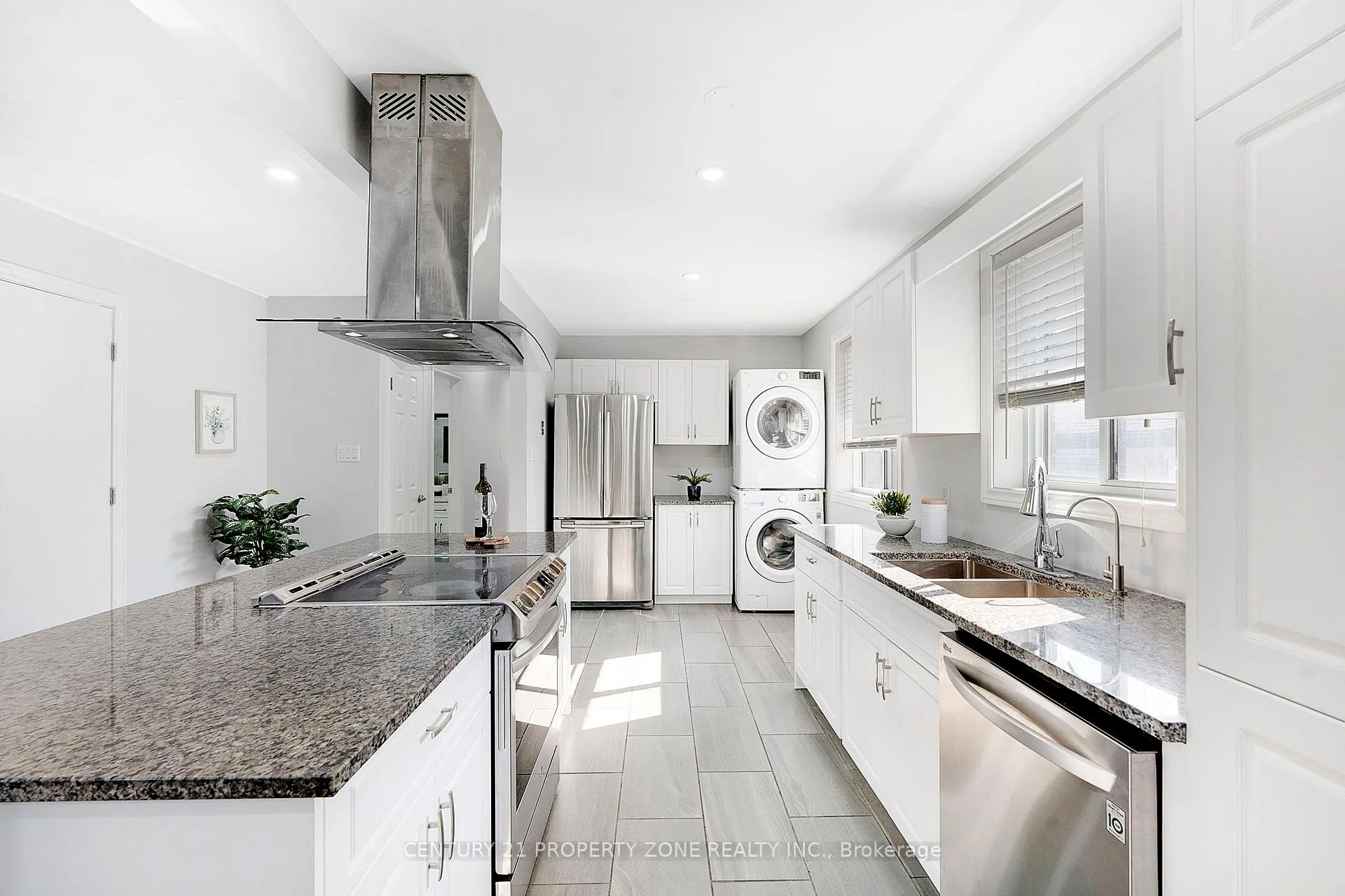 Photo 9 of 39 Southview Crescent, Cambridge — HOMEH