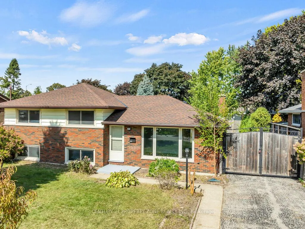 Photo 5 of 1002 Eastlawn Avenue, Sarnia — HOMEH