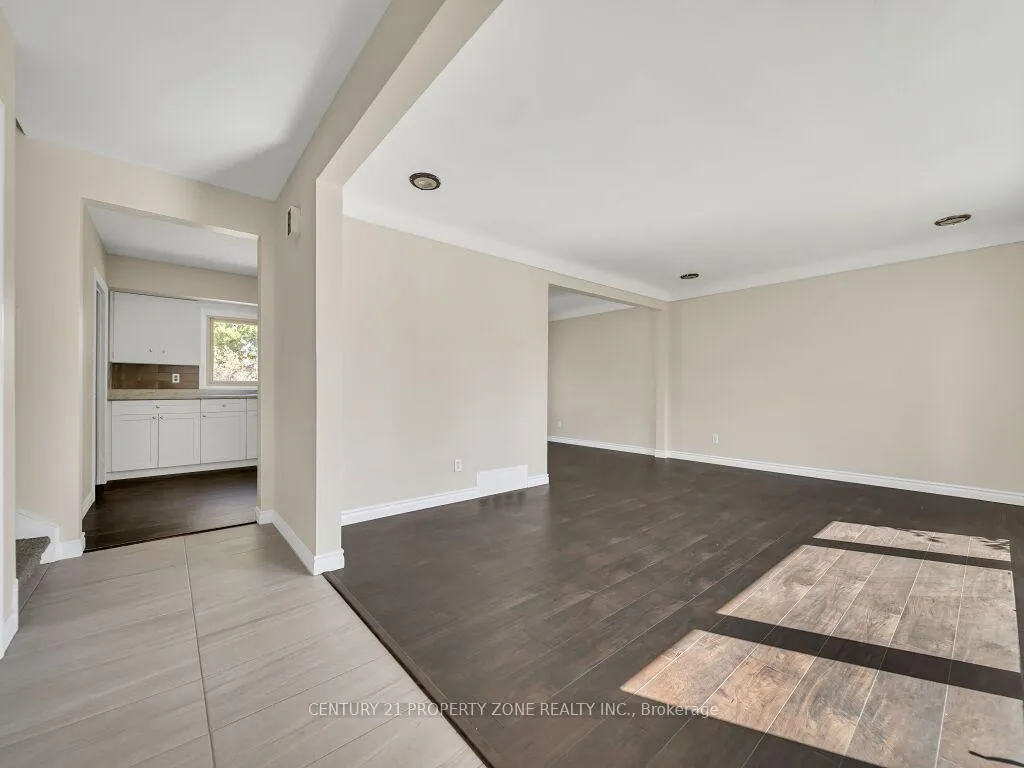 Photo 12 of 1002 Eastlawn Avenue, Sarnia — HOMEH