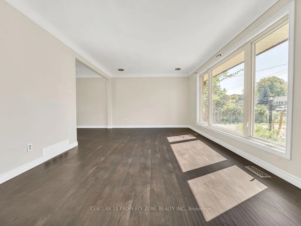 Photo 14 of 1002 Eastlawn Avenue, Sarnia — HOMEH