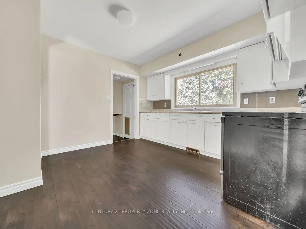 Photo 15 of 1002 Eastlawn Avenue, Sarnia — HOMEH