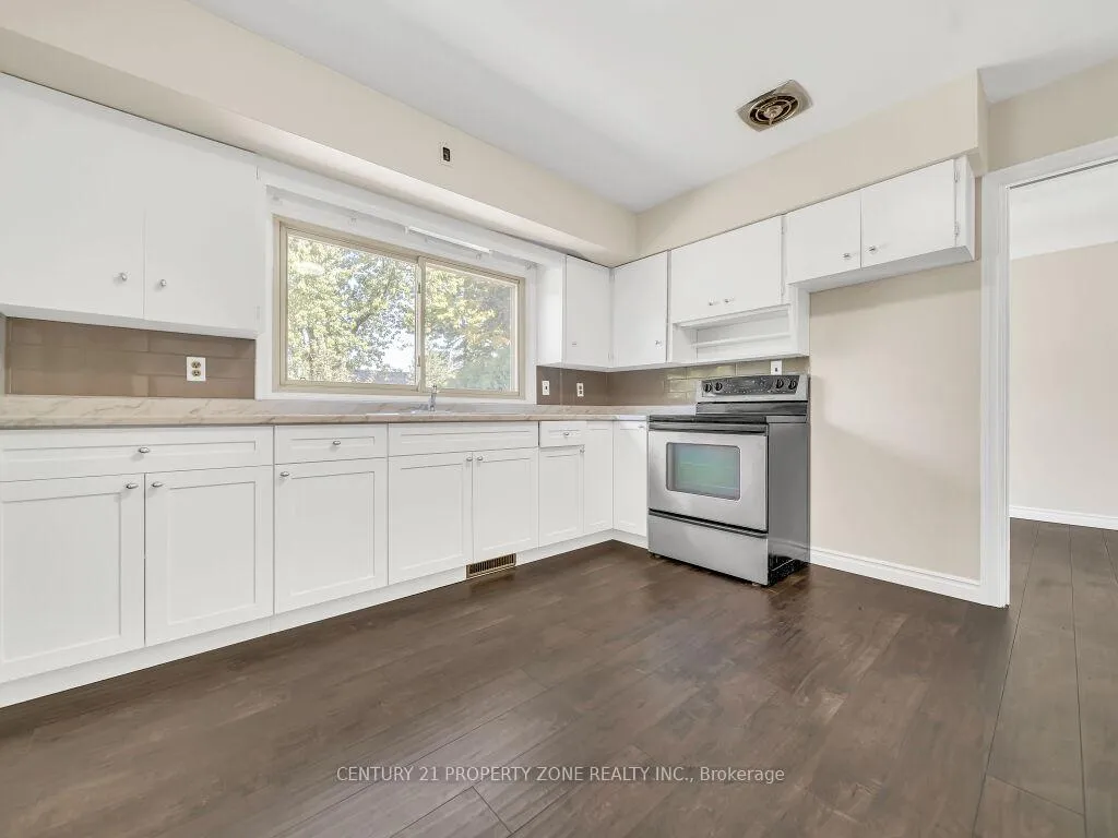 Photo 16 of 1002 Eastlawn Avenue, Sarnia — HOMEH