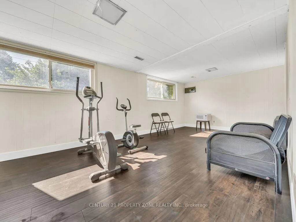 Photo 35 of 1002 Eastlawn Avenue, Sarnia — HOMEH