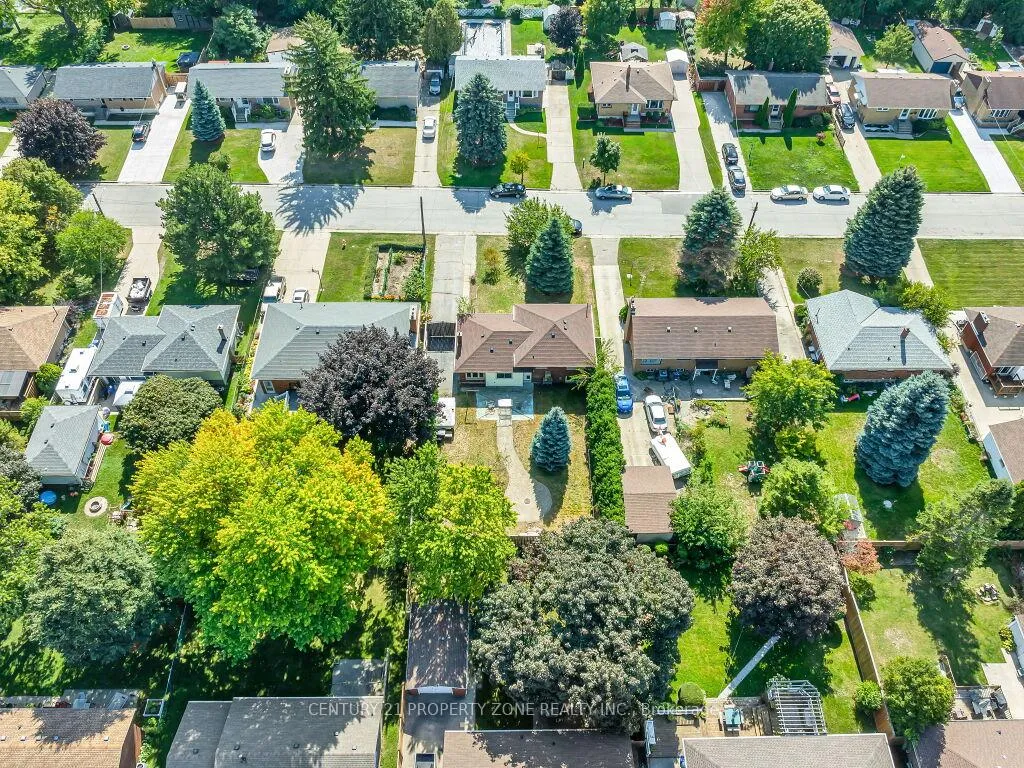 Photo 42 of 1002 Eastlawn Avenue, Sarnia — HOMEH