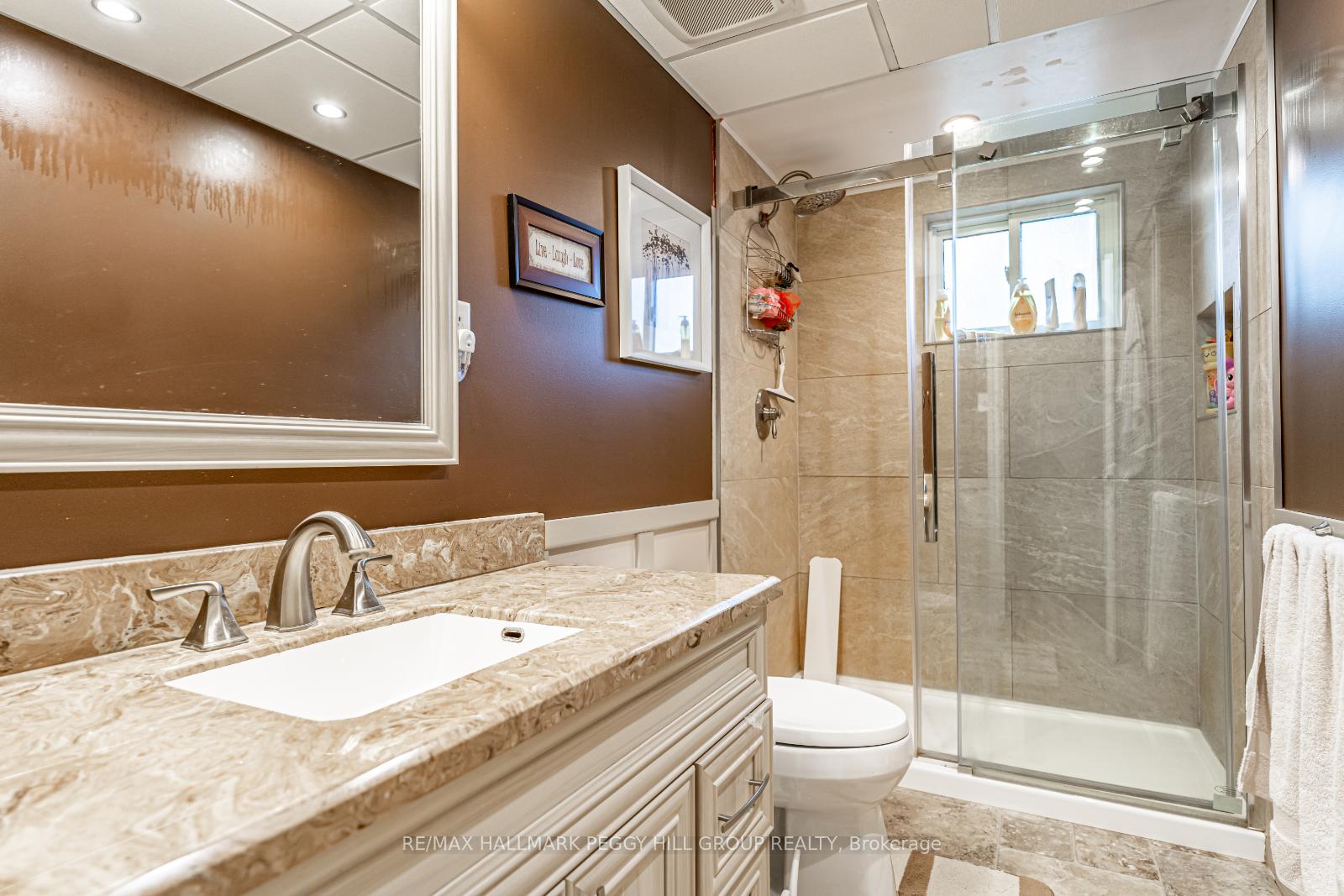 Photo 7 of 215 Phillips Street, Barrie, Ardagh — HOMEH