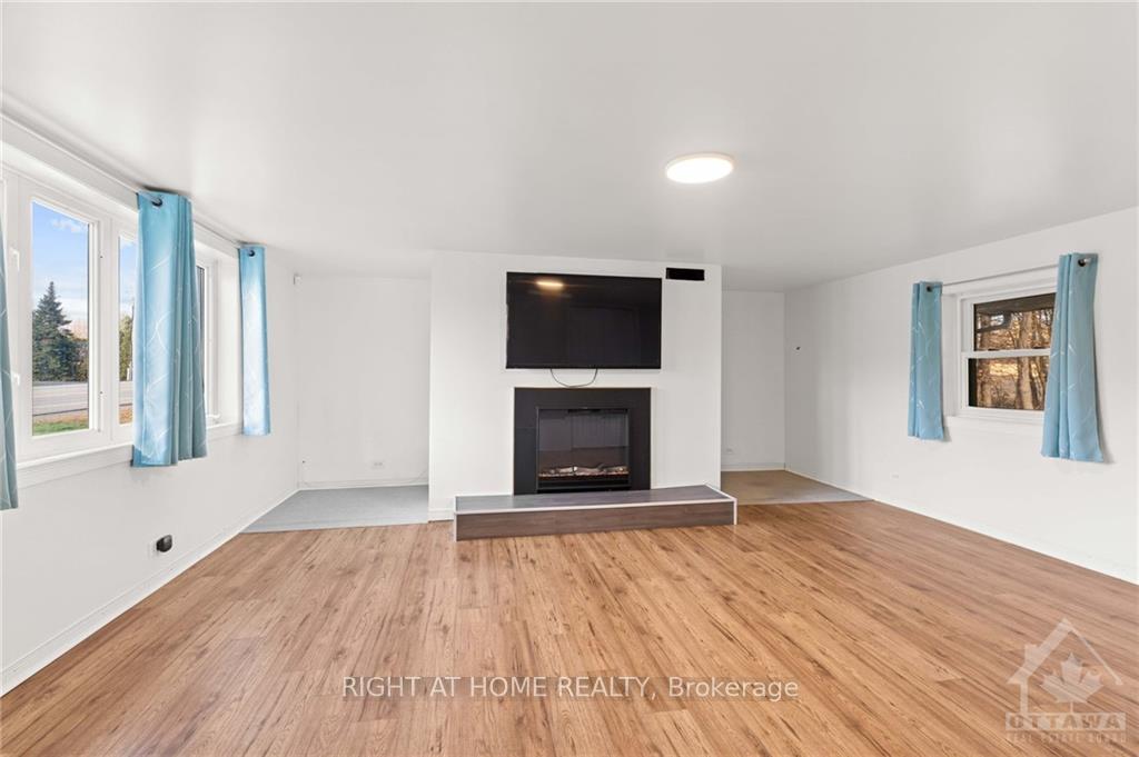 Photo 12 of 2999 34, Champlain, Champlain Twp — HOMEH