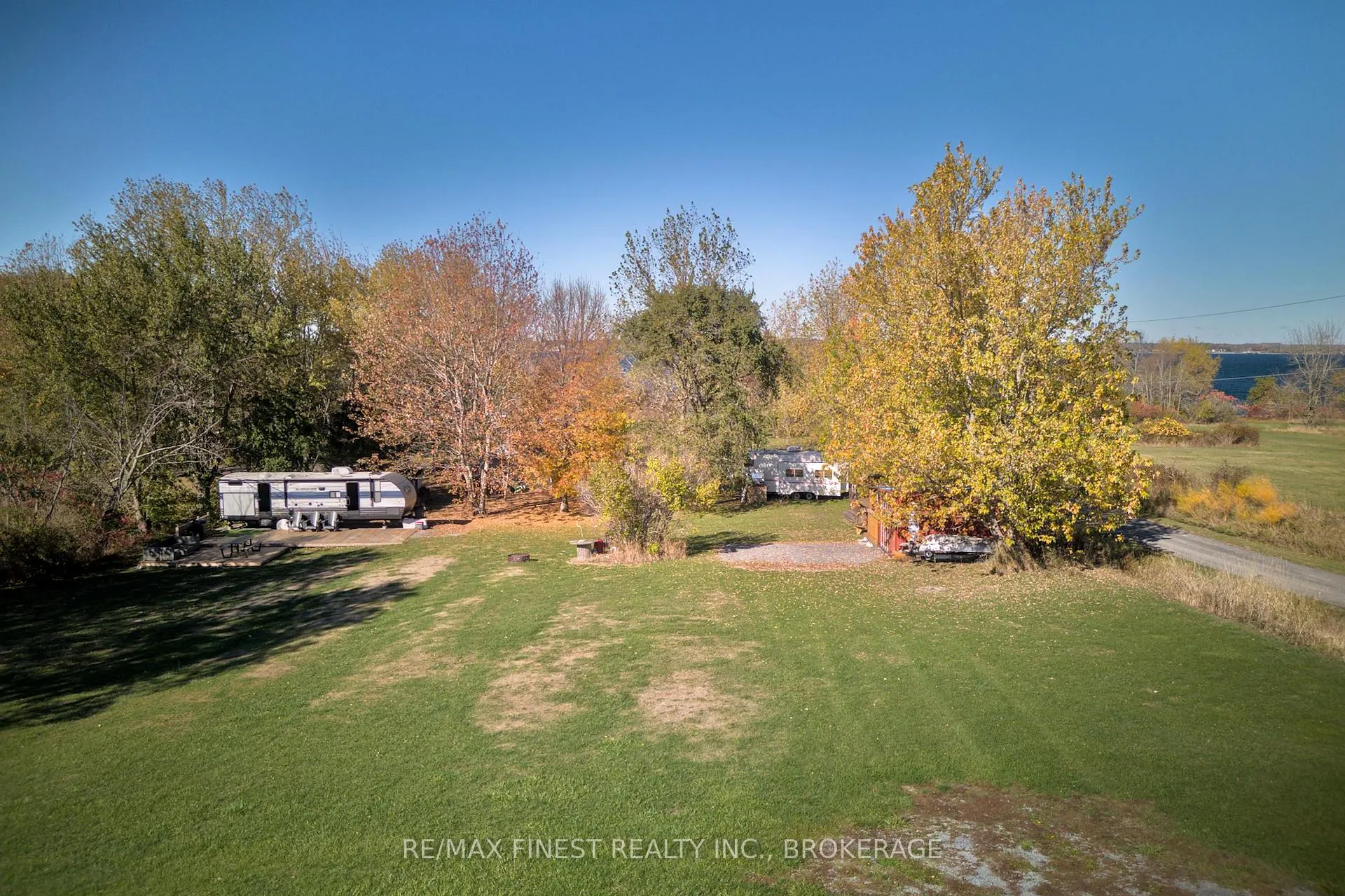 Photo 2 of 9060AA Front Road, Loyalist, Lennox and Addington - South — HOMEH