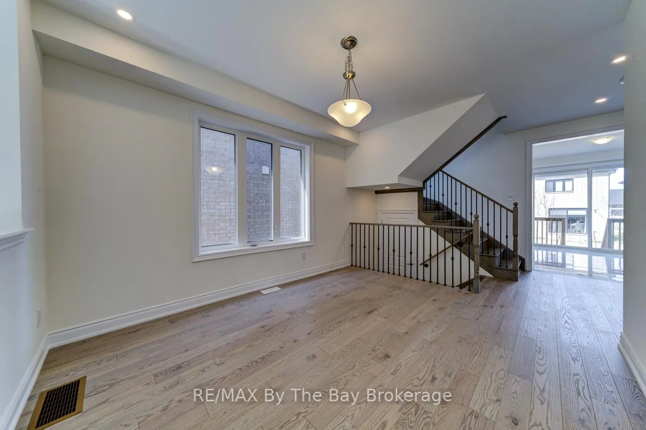 Photo 4 of 67 Nicort Road, Wasaga Beach — HOMEH