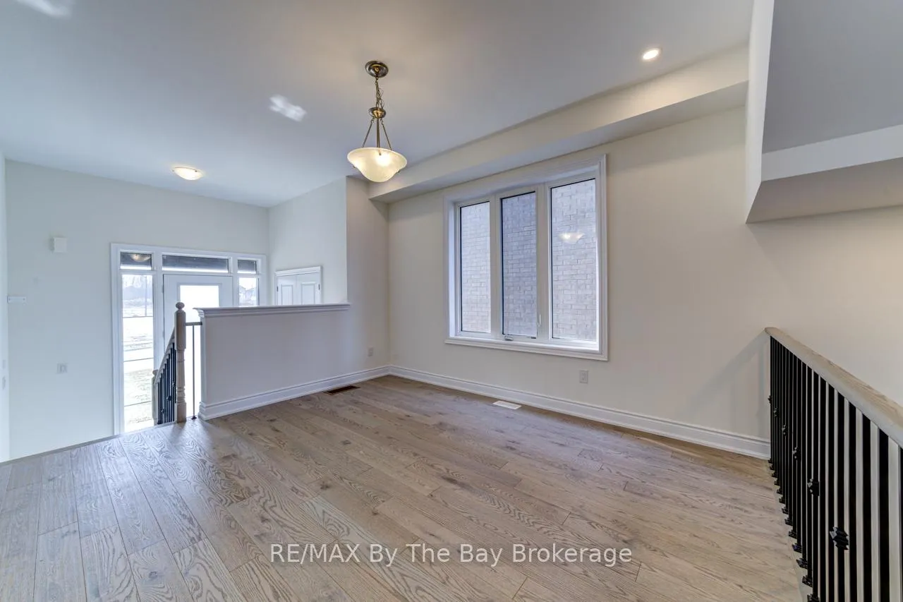Photo 6 of 67 Nicort Road, Wasaga Beach — HOMEH