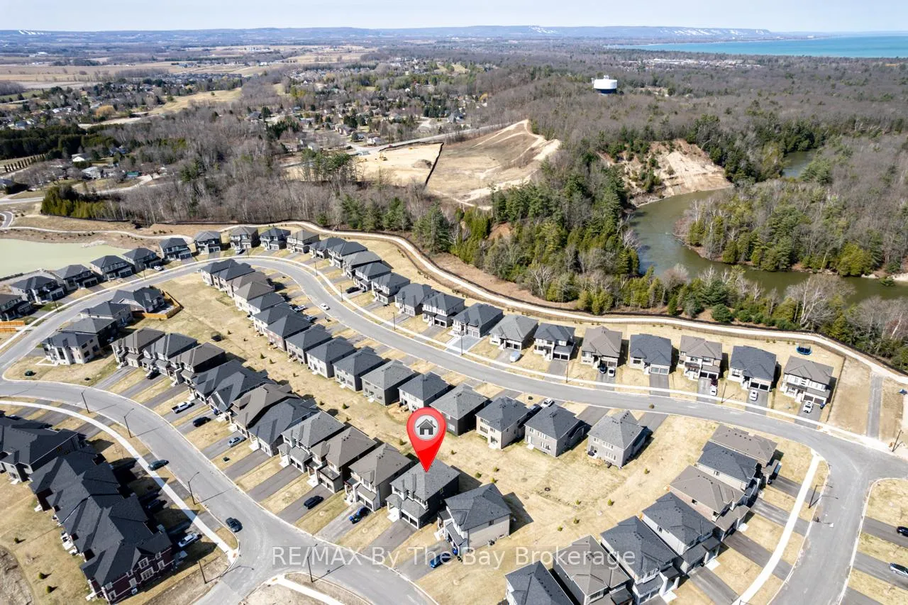 Photo 38 of 67 Nicort Road, Wasaga Beach — HOMEH