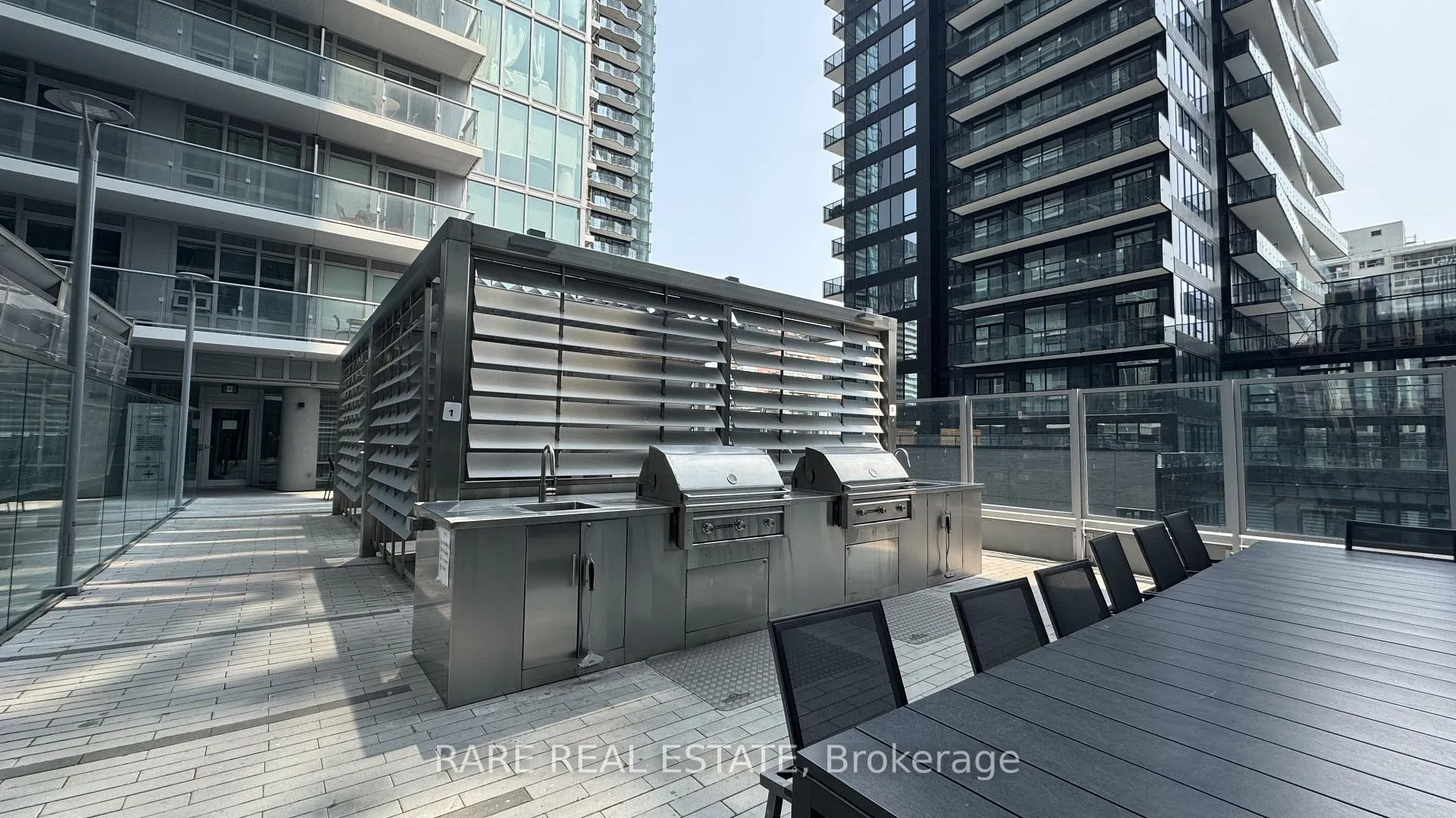 Photo 13 of Unit 2312, 195 Redpath Avenue, Toronto, Mount Pleasant West — HOMEH