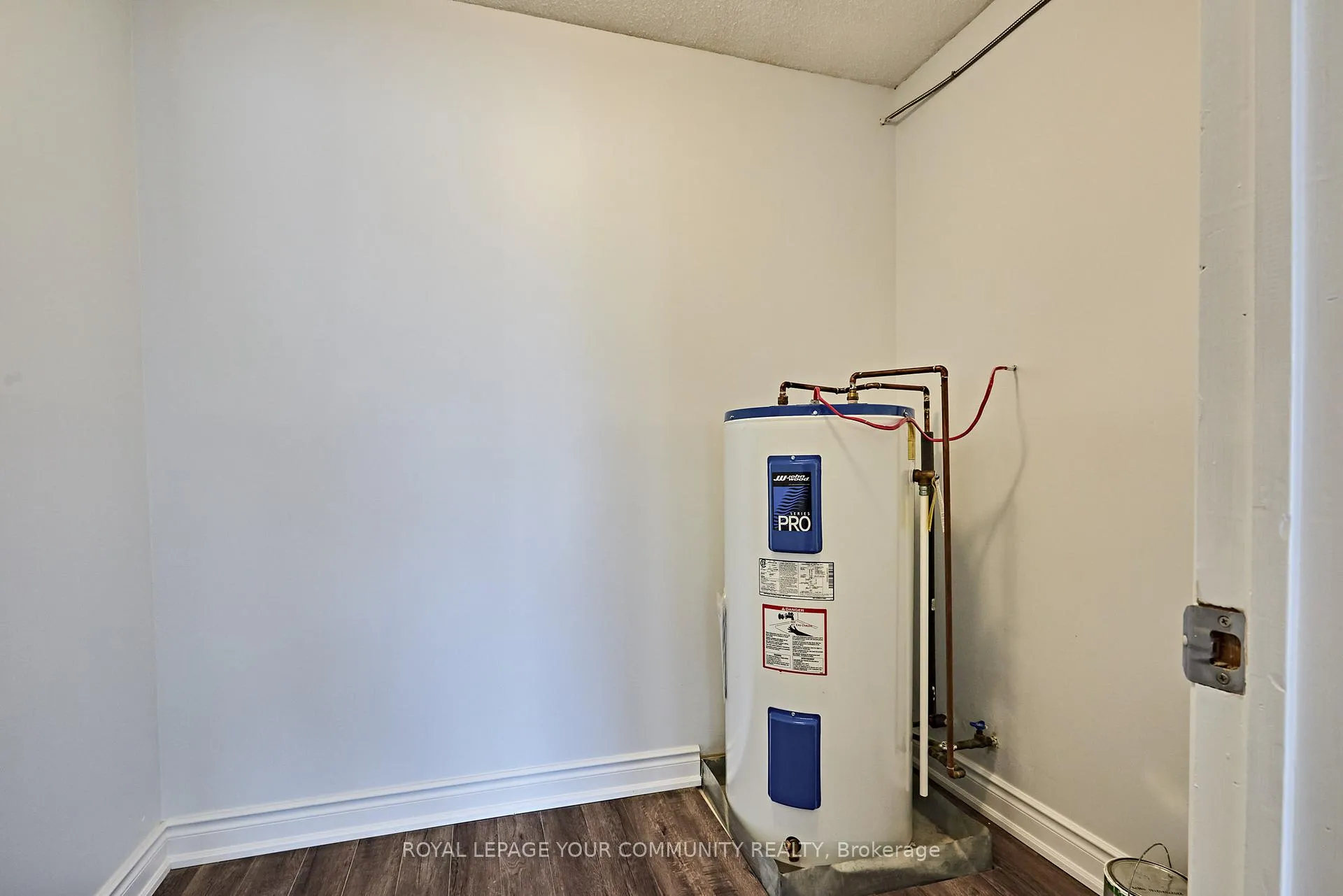 Photo 8 of Unit 201, 180 Centre Street S, Oshawa, Central — HOMEH