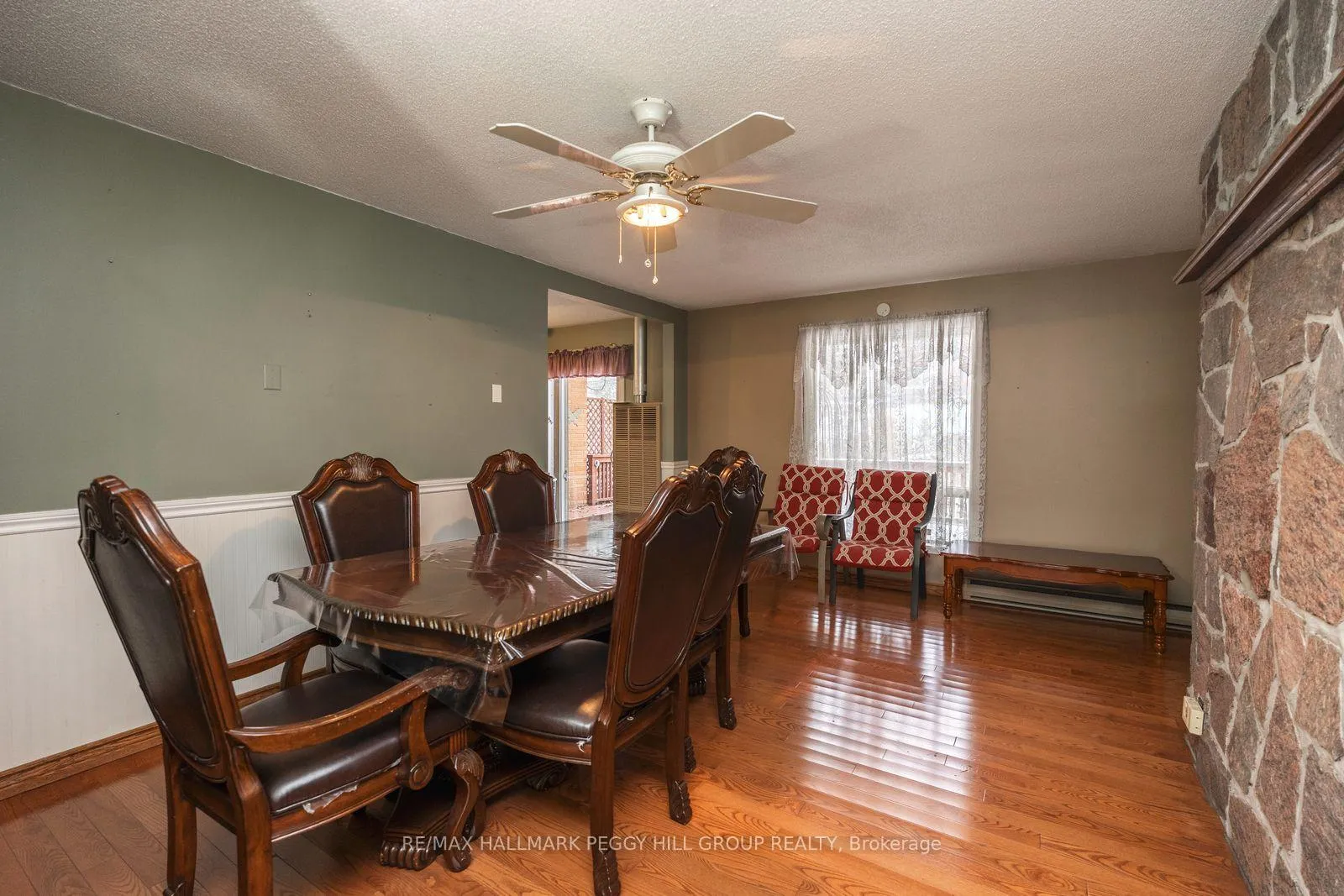 Photo 4 of 156 Centre Street, Burk's Falls — HOMEH