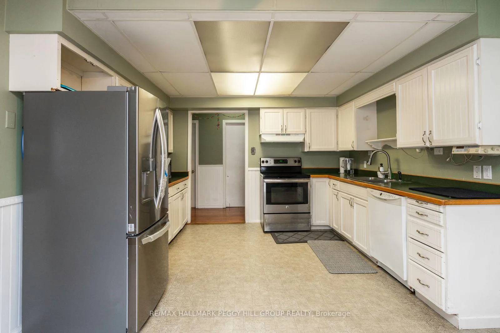 Photo 5 of 156 Centre Street, Burk's Falls — HOMEH