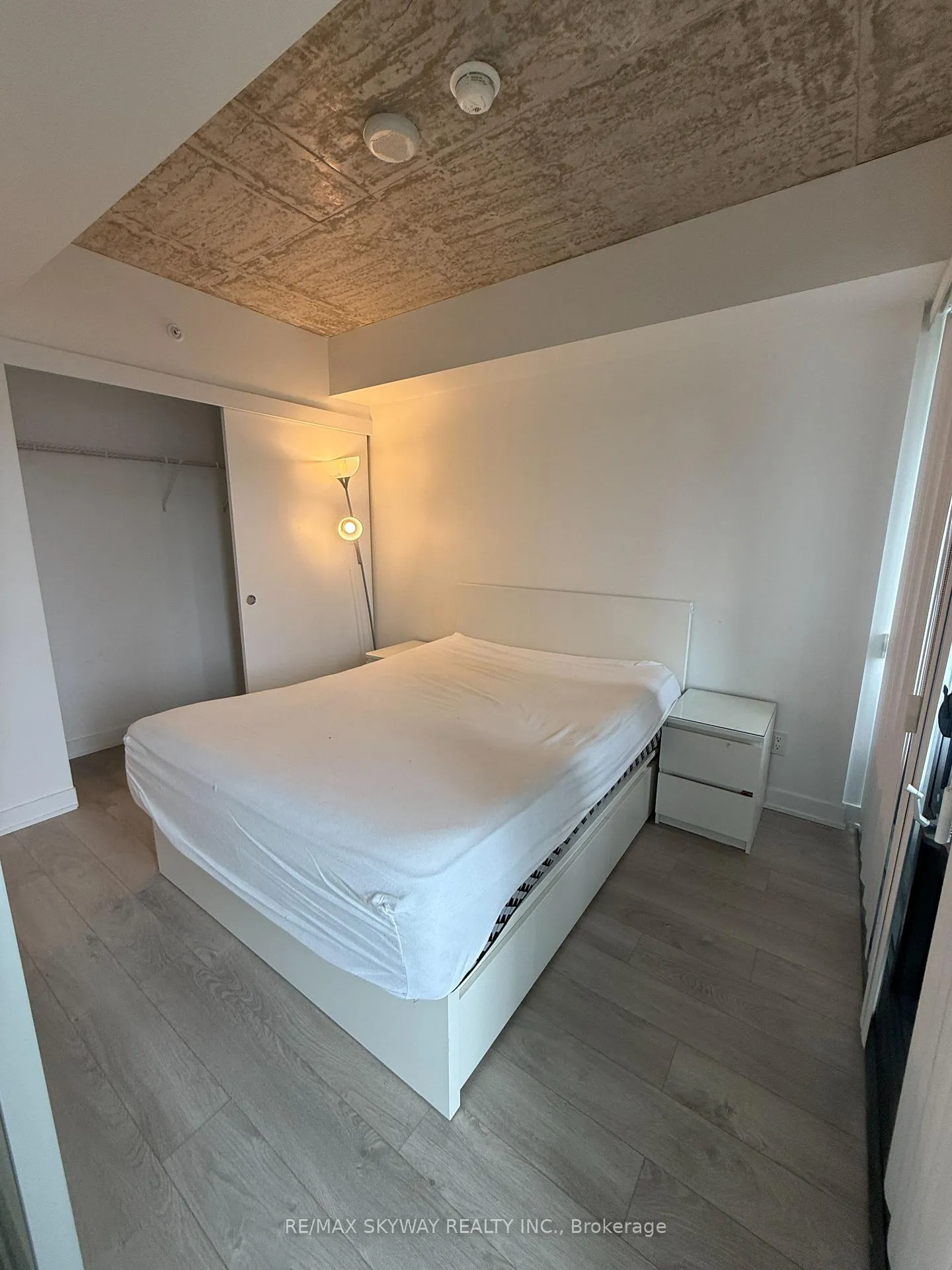 Photo 11 of Unit 311, 185 Roehampton Avenue, Toronto, Mount Pleasant West — HOMEH