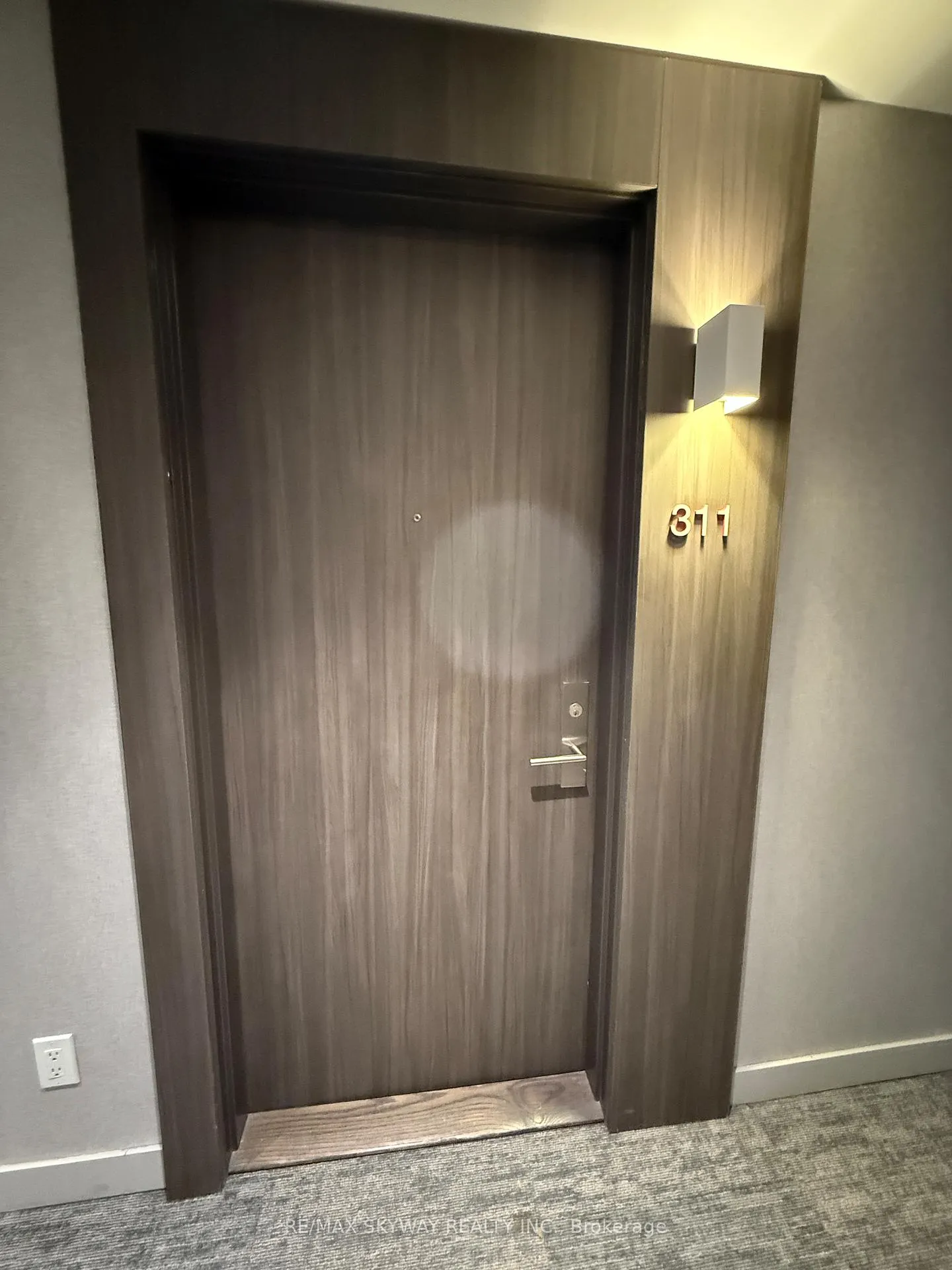 Photo 16 of Unit 311, 185 Roehampton Avenue, Toronto, Mount Pleasant West — HOMEH