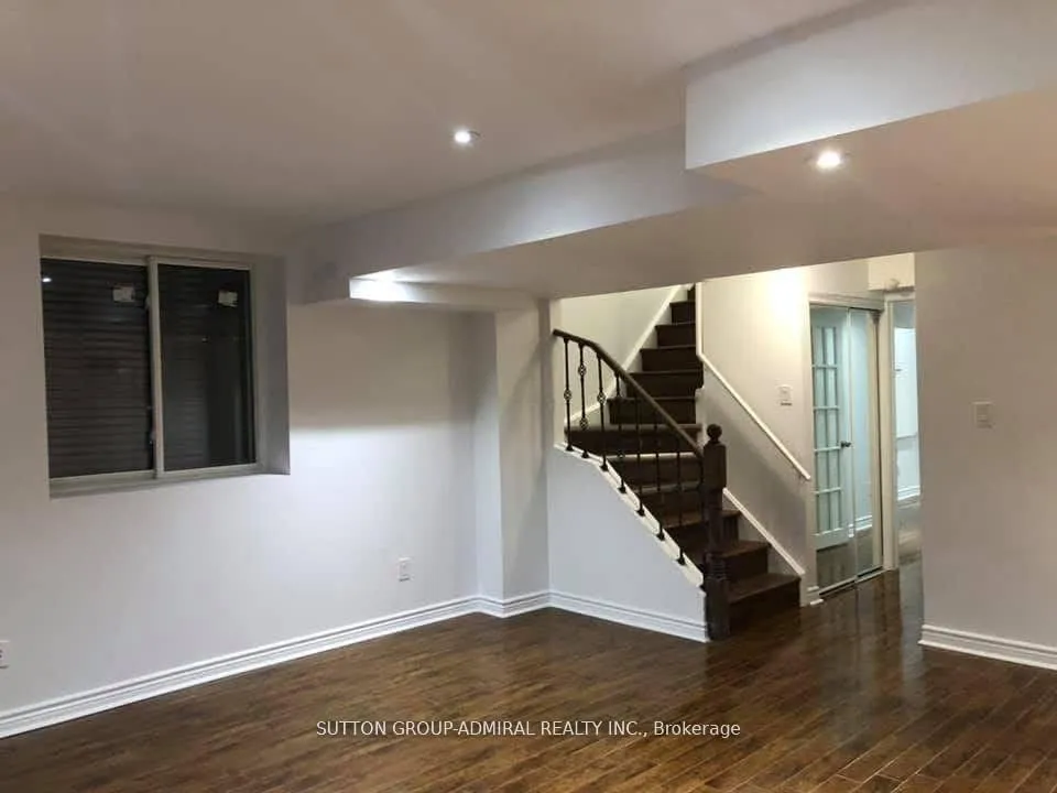 Photo 9 of Unit Basement, 39 Bassett Crescent, Brampton, Credit Valley — HOMEH