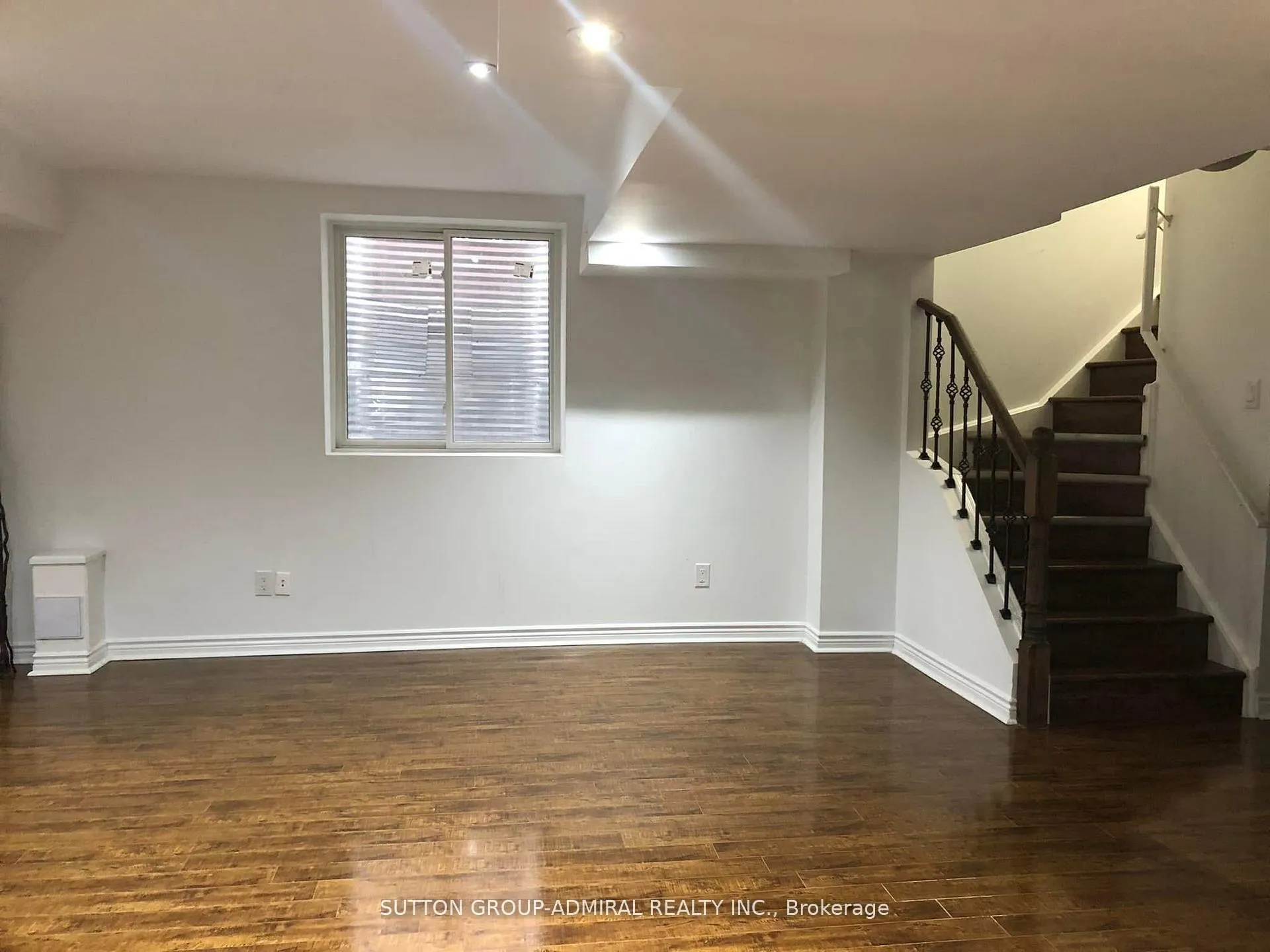 Photo 13 of Unit Basement, 39 Bassett Crescent, Brampton, Credit Valley — HOMEH