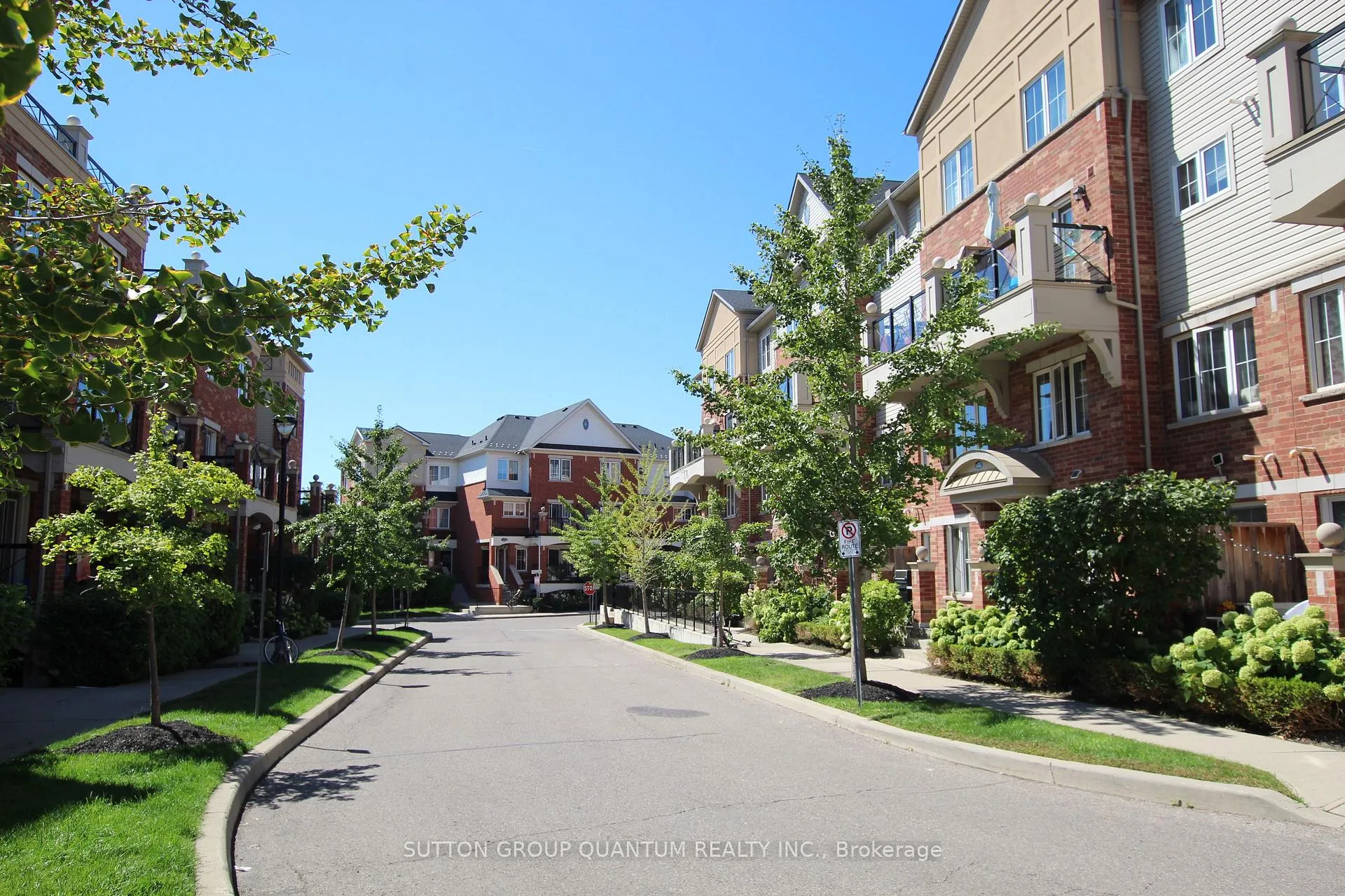 Photo 23 of Unit 21, 47 Hays Boulevard, Oakville, River Oaks — HOMEH