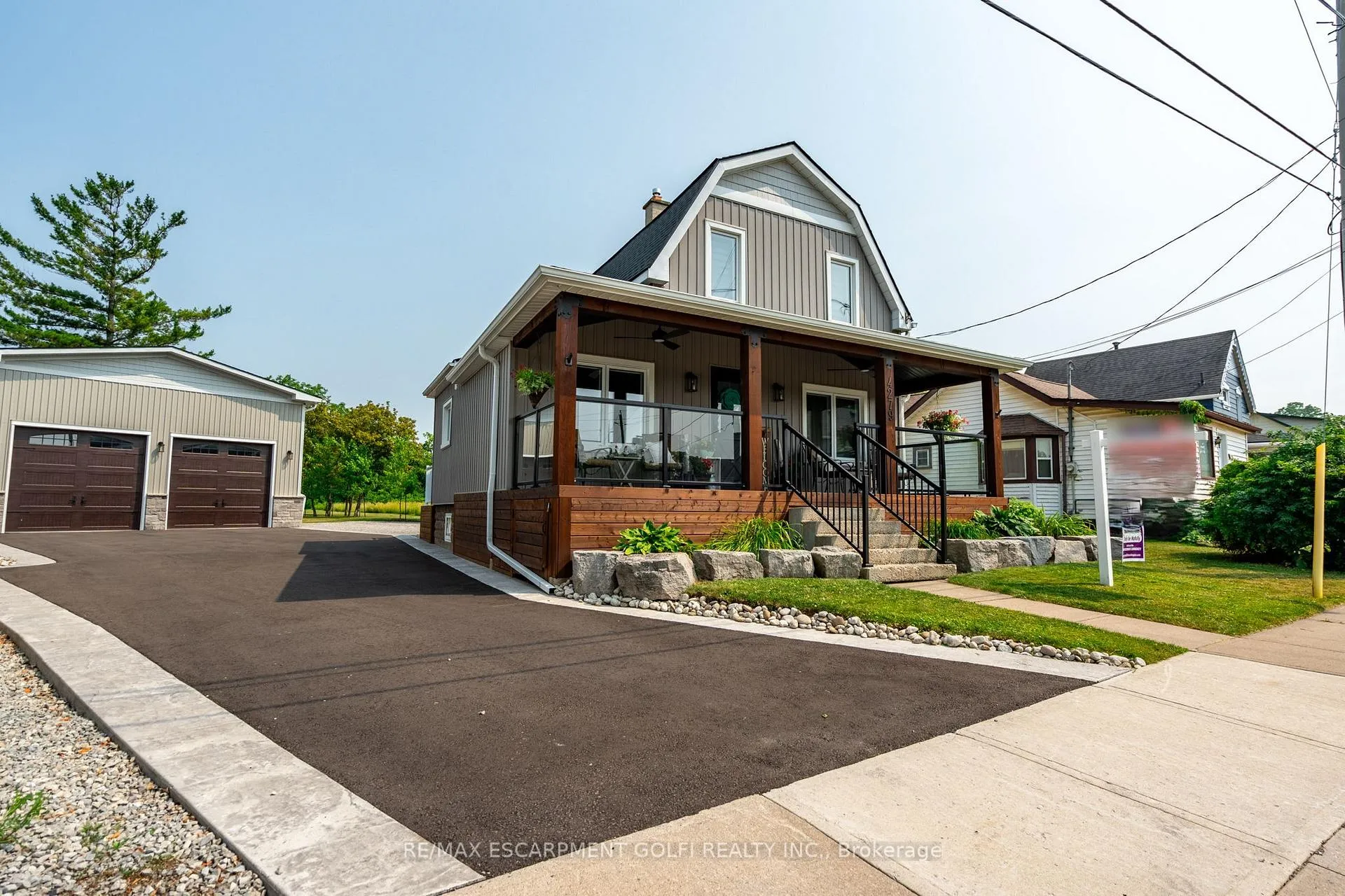 Photo 2 of 4279 East Avenue, Lincoln, Beamsville — HOMEH