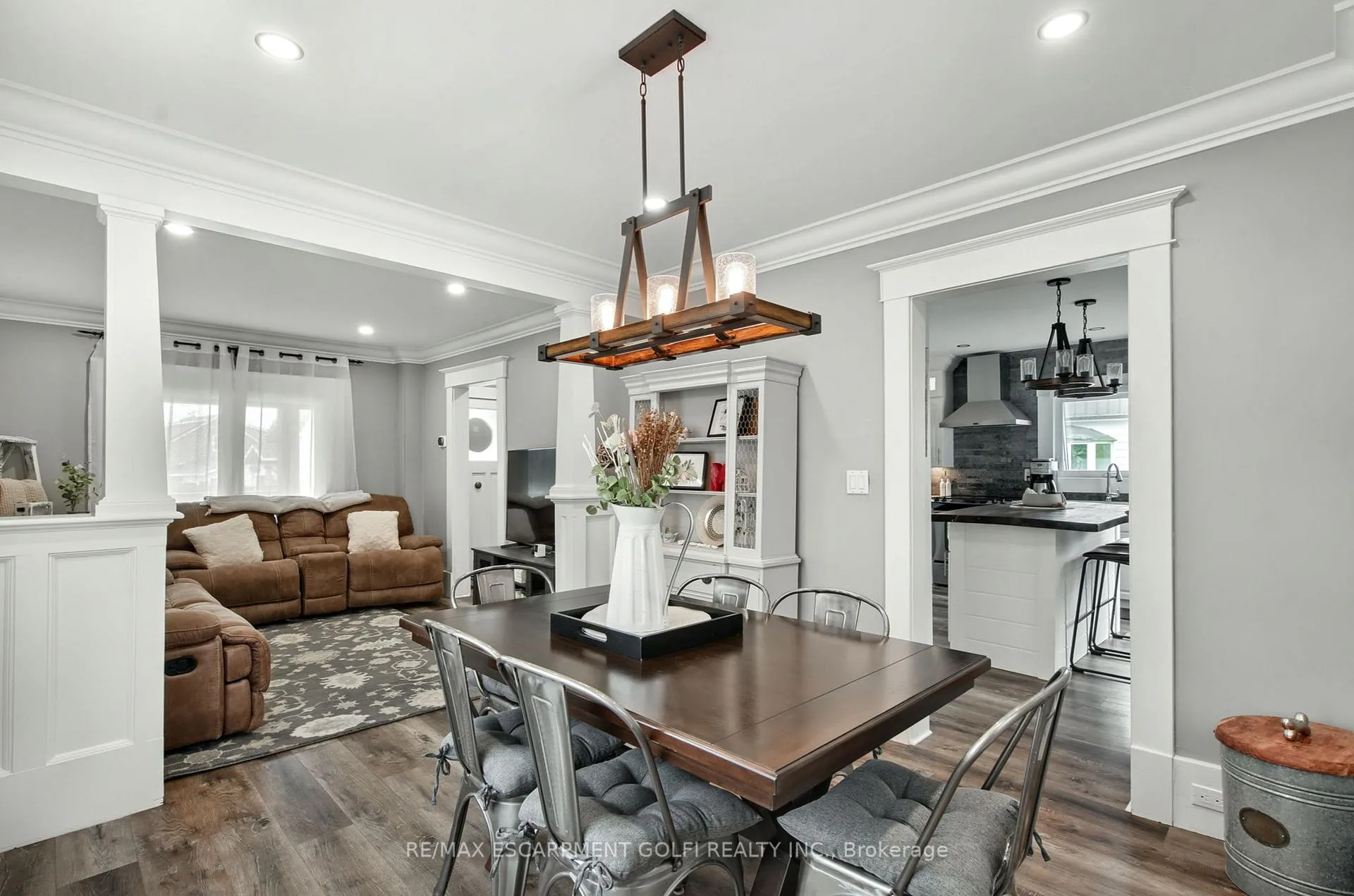 Photo 10 of 4279 East Avenue, Lincoln, Beamsville — HOMEH