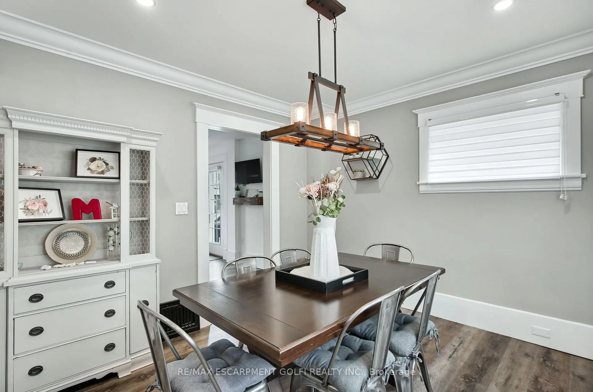 Photo 11 of 4279 East Avenue, Lincoln, Beamsville — HOMEH