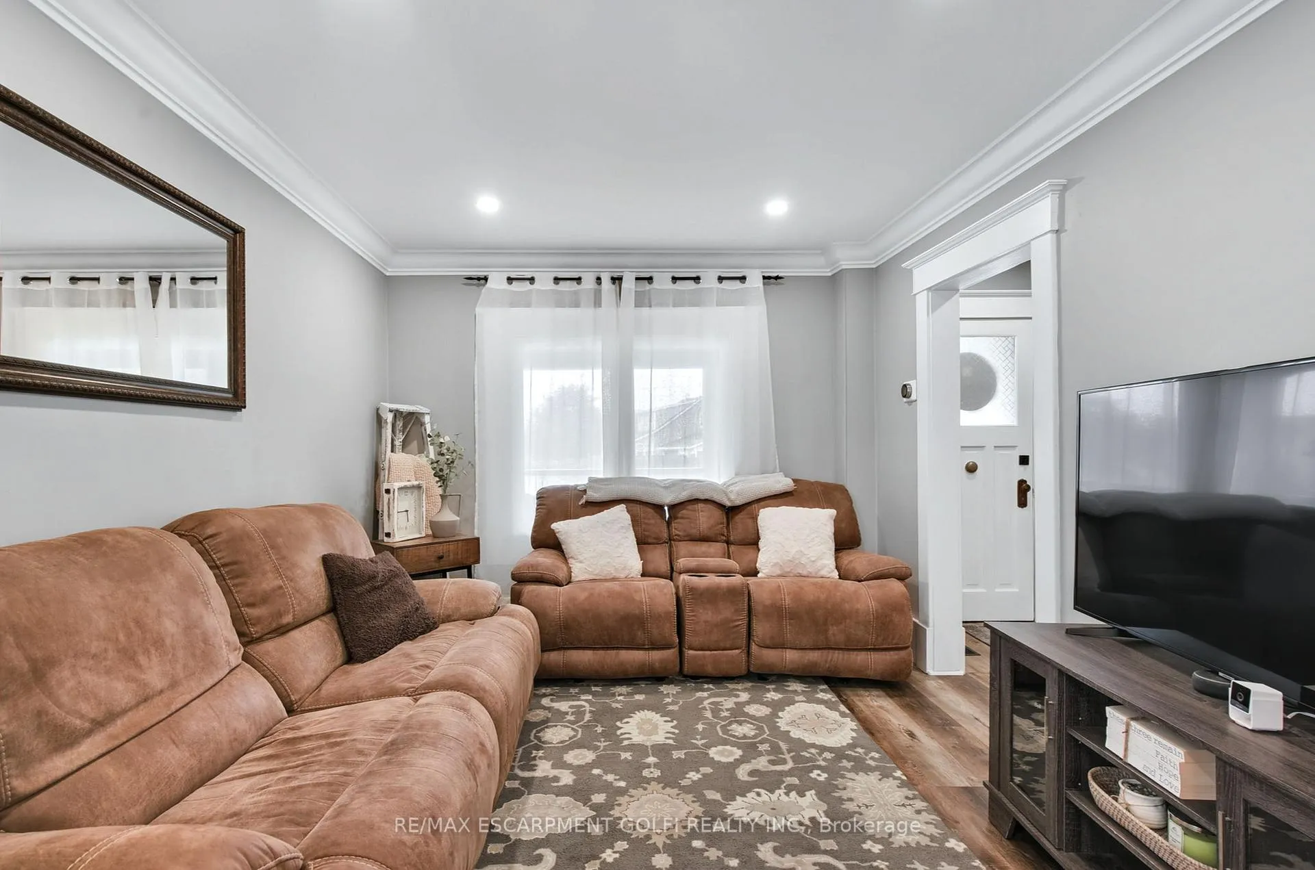 Photo 12 of 4279 East Avenue, Lincoln, Beamsville — HOMEH