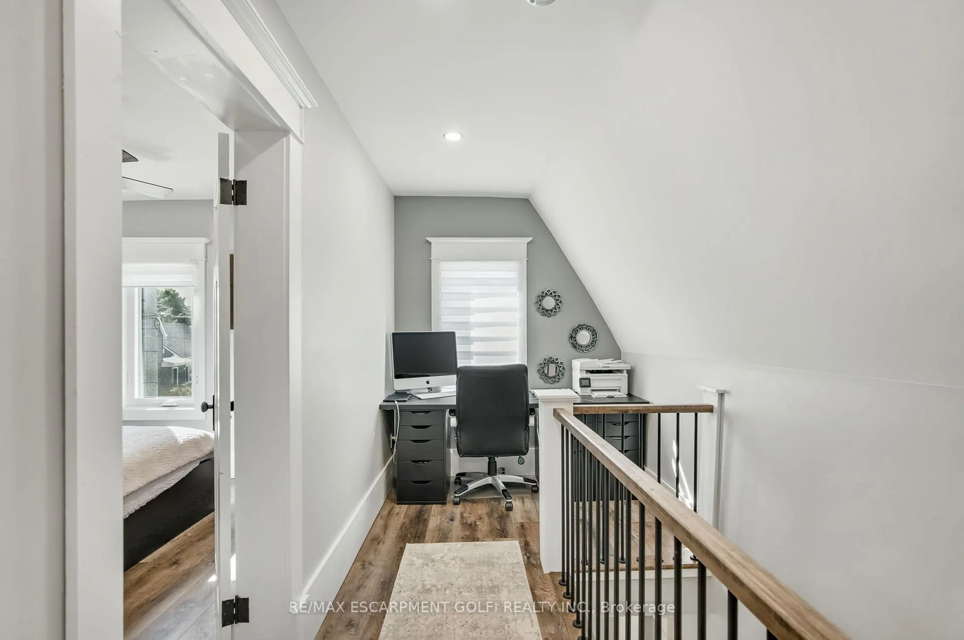 Photo 18 of 4279 East Avenue, Lincoln, Beamsville — HOMEH