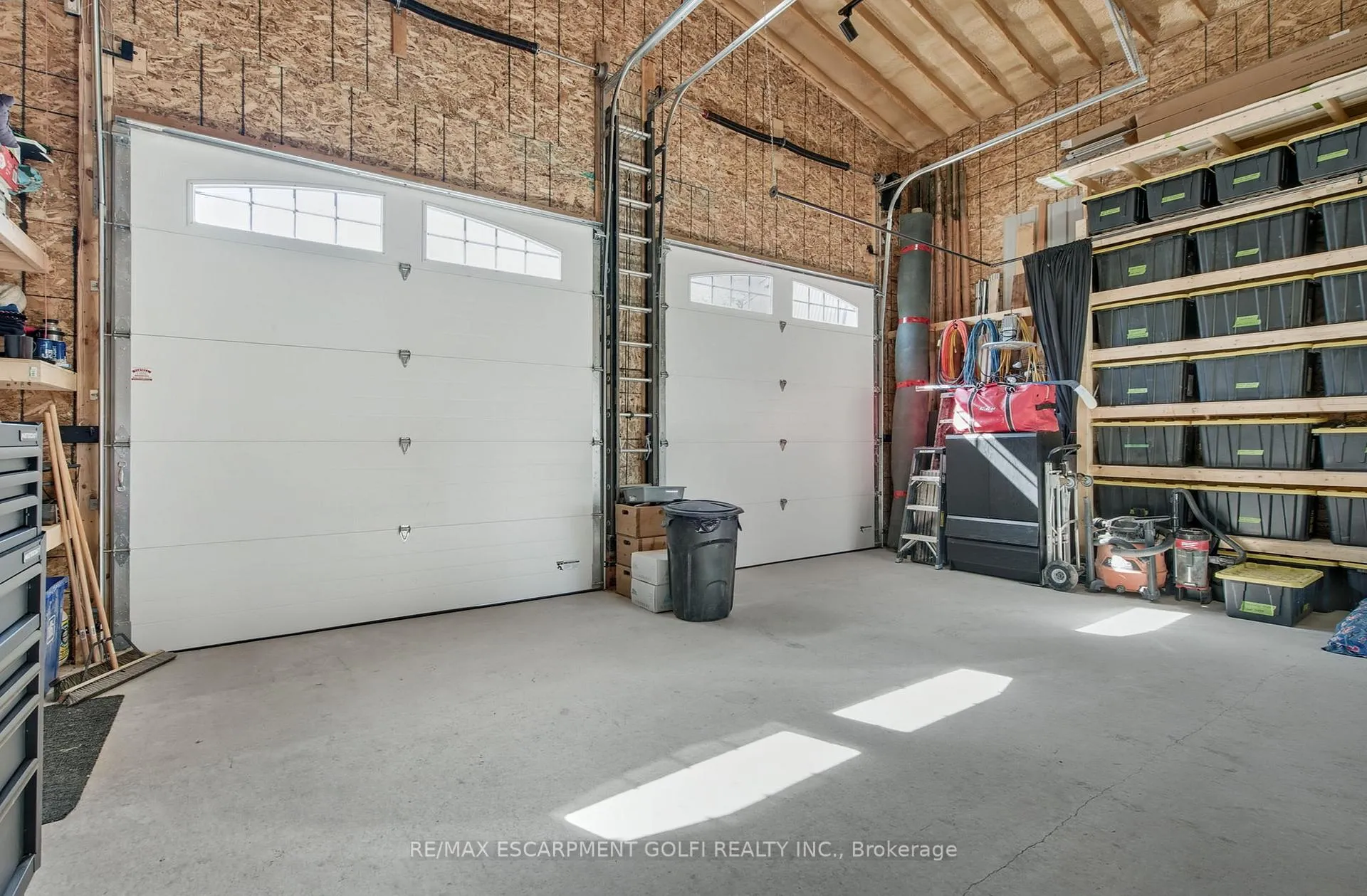 Photo 27 of 4279 East Avenue, Lincoln, Beamsville — HOMEH