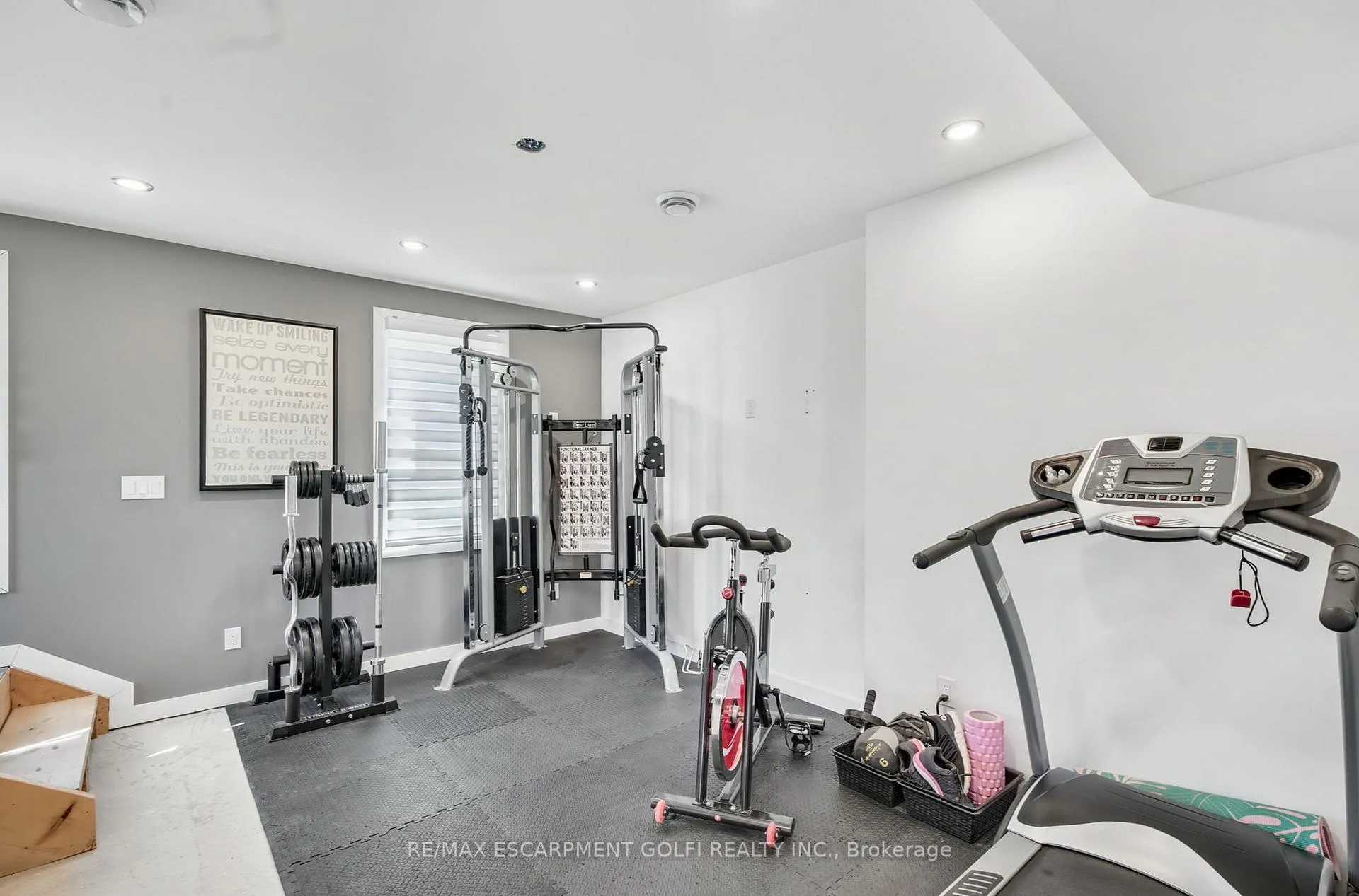 Photo 28 of 4279 East Avenue, Lincoln, Beamsville — HOMEH