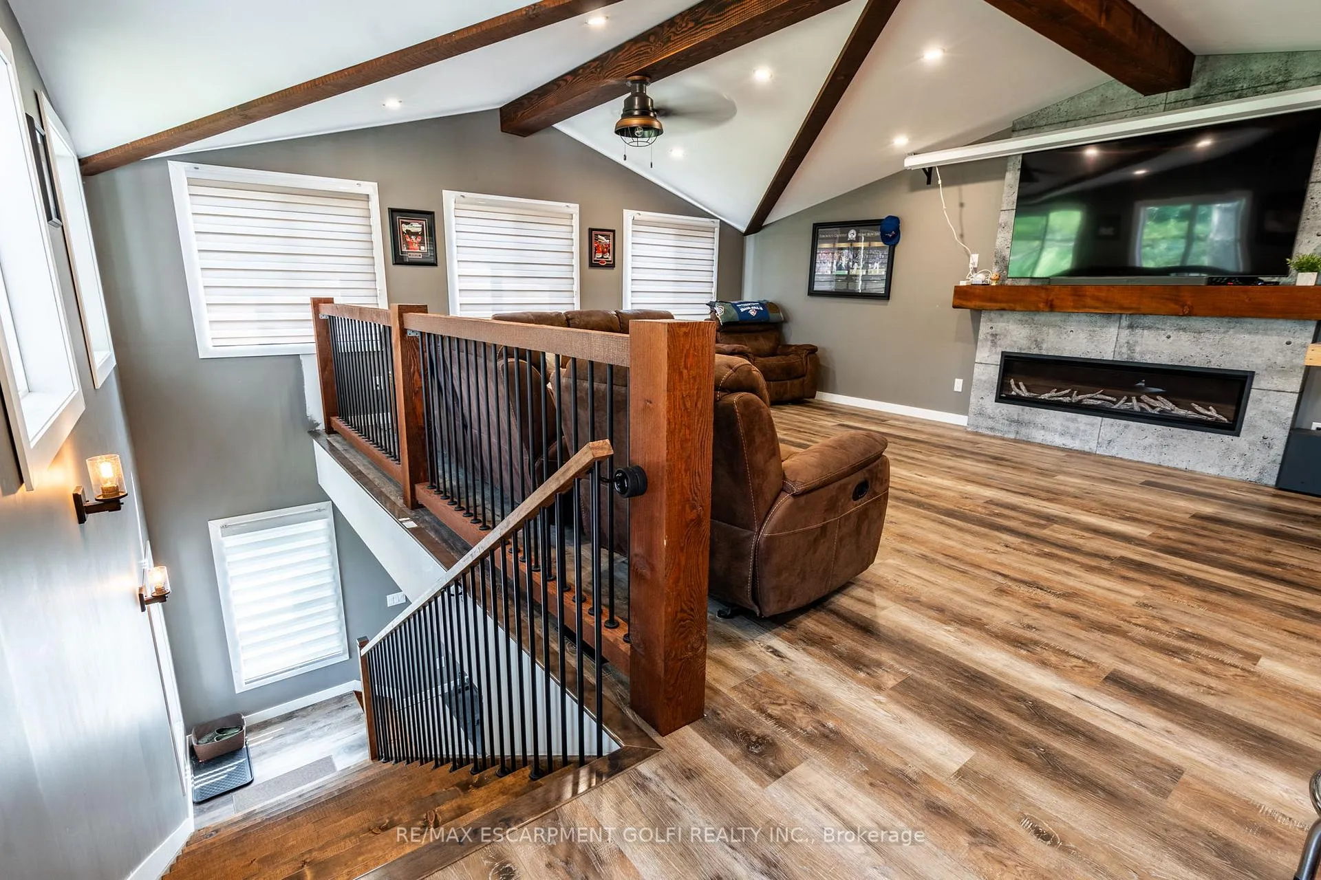 Photo 29 of 4279 East Avenue, Lincoln, Beamsville — HOMEH